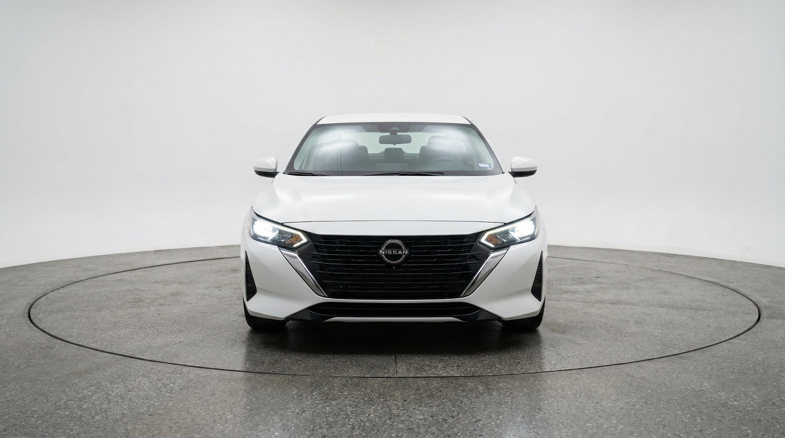 Thumbnail: 2025 Nissan Sentra - 2