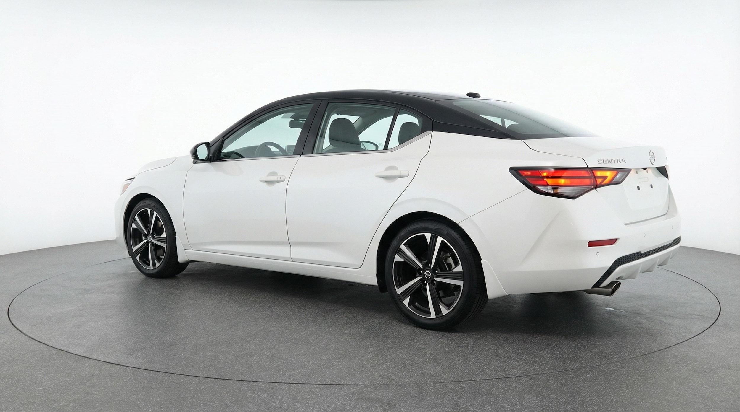 Thumbnail: 2025 Nissan Sentra - 5