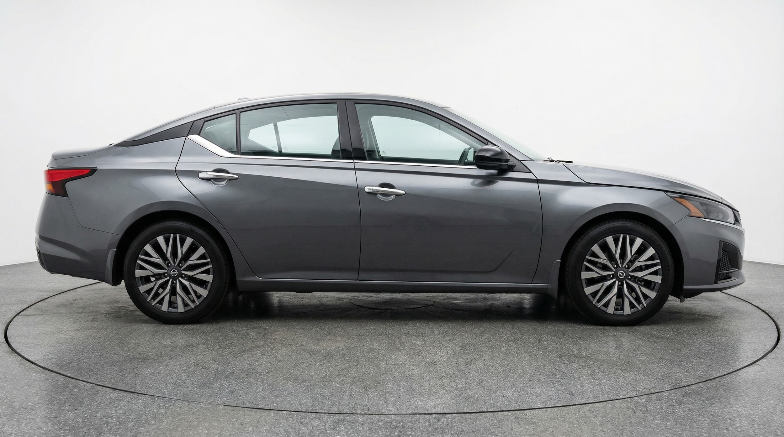 Thumbnail: 2025 Nissan Altima - 8