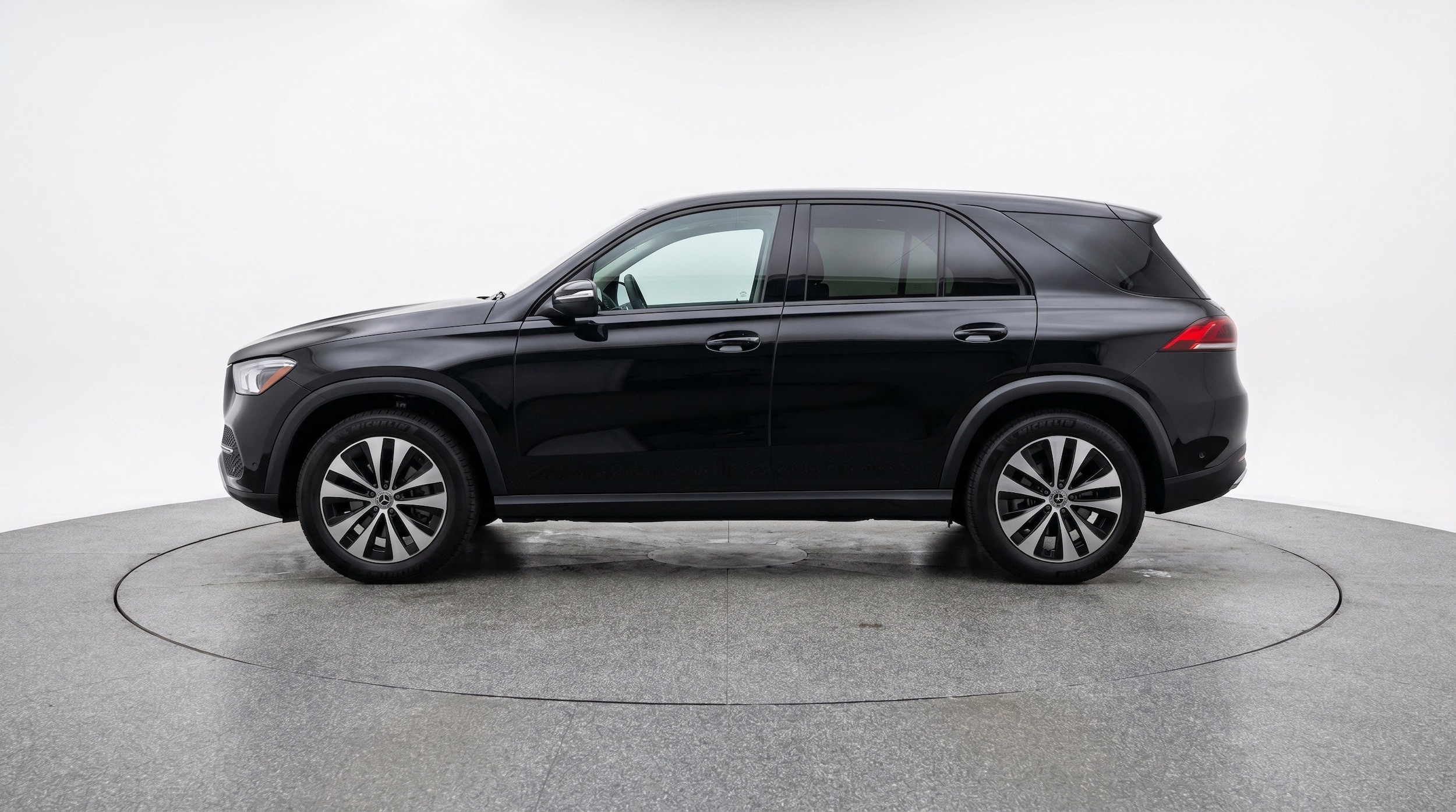 Thumbnail: 2026 Mercedes-Benz GLE - 5