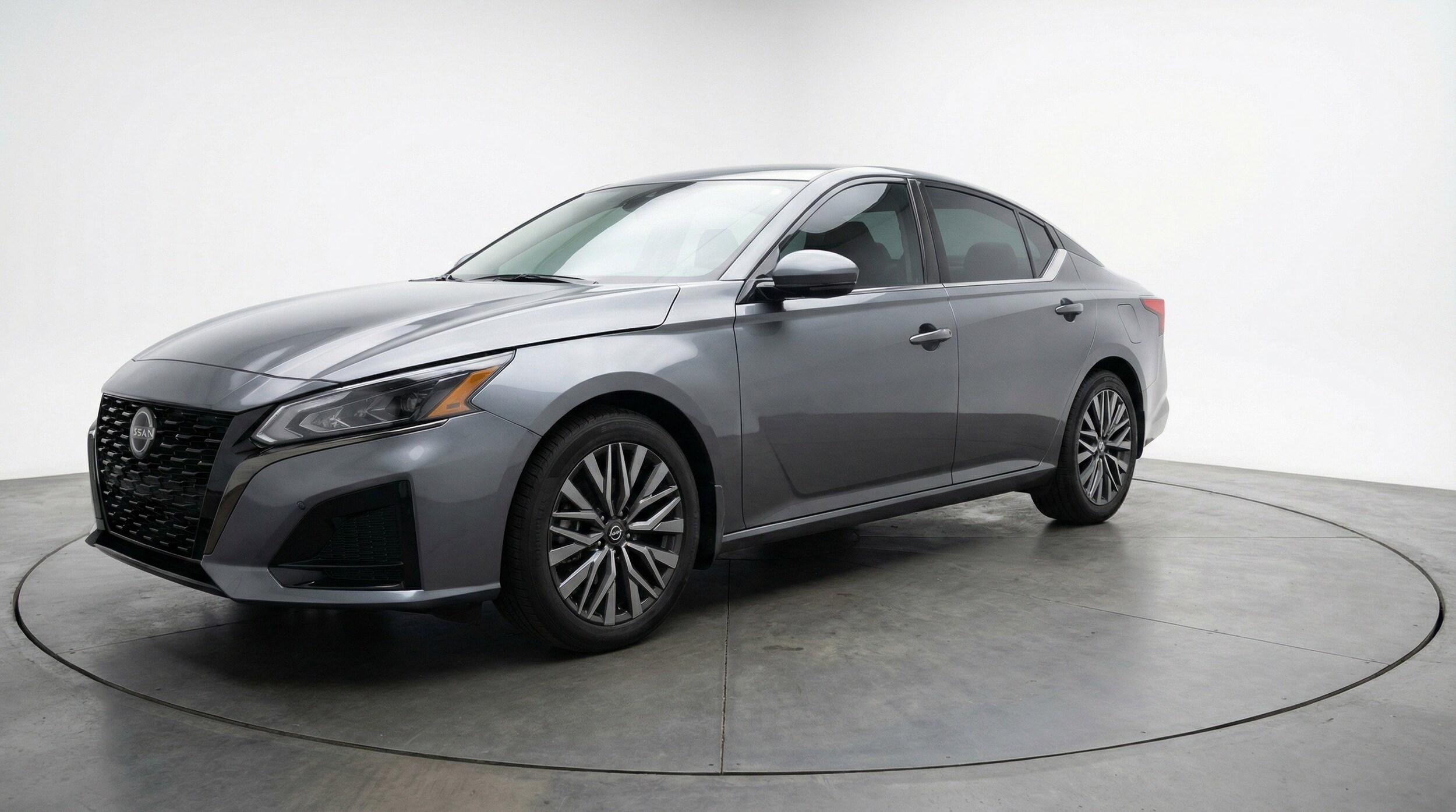 Thumbnail: 2025 Nissan Altima - 3