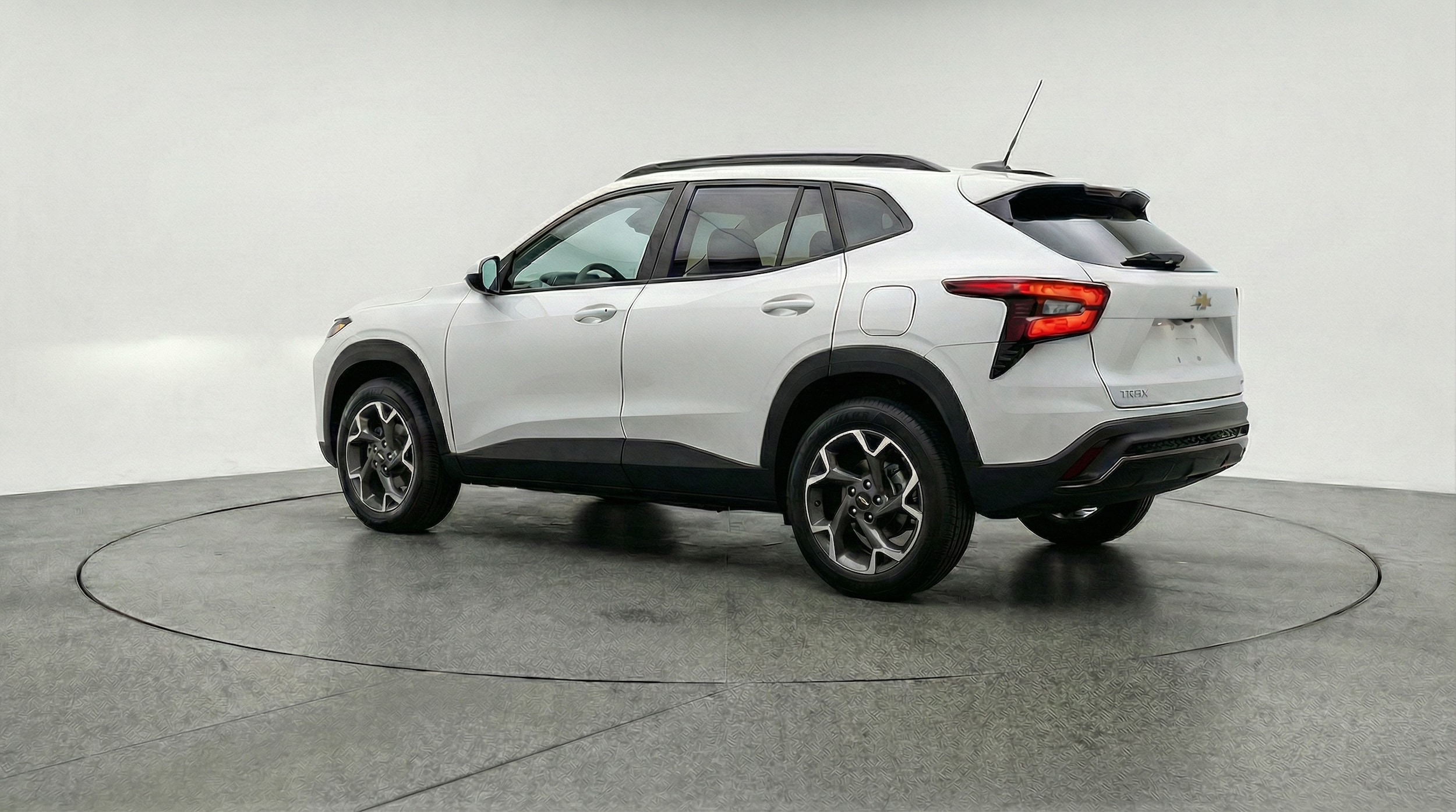 Thumbnail: 2025 Chevrolet Trax - 5