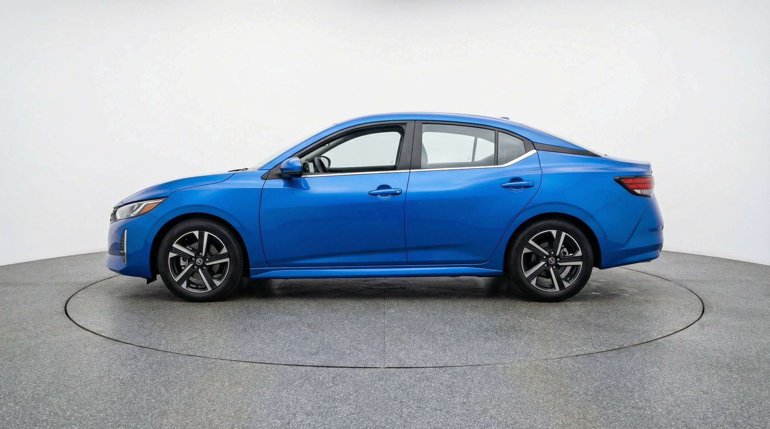 Thumbnail: 2025 Nissan Sentra - 5