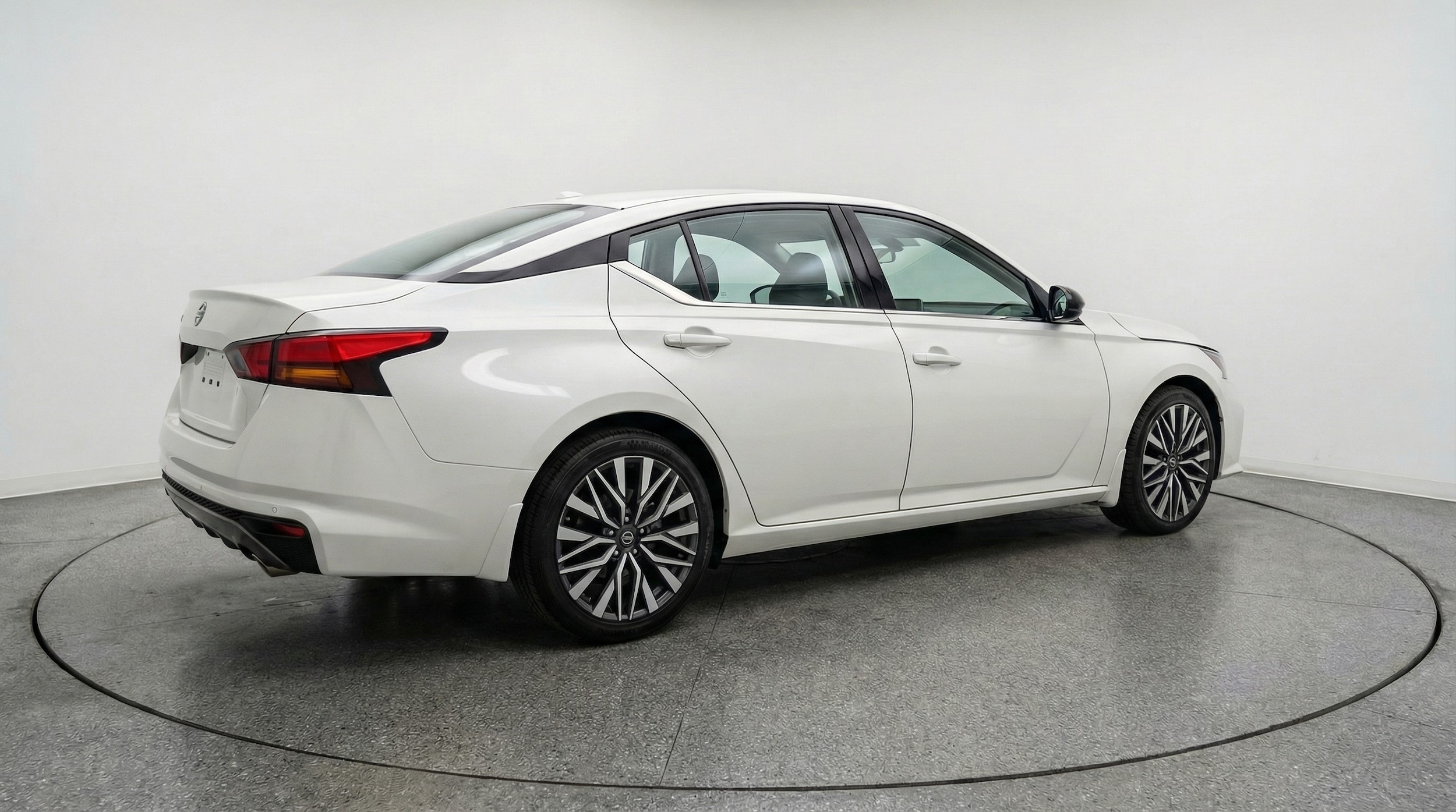 Thumbnail: 2025 Nissan Altima - 7