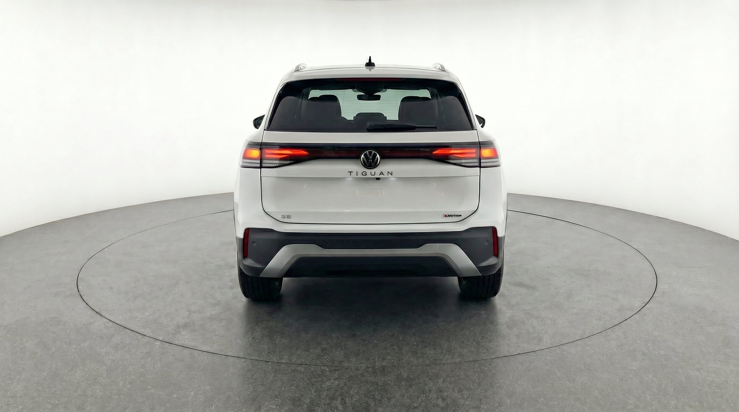 Thumbnail: 2026 Volkswagen Tiguan - 7