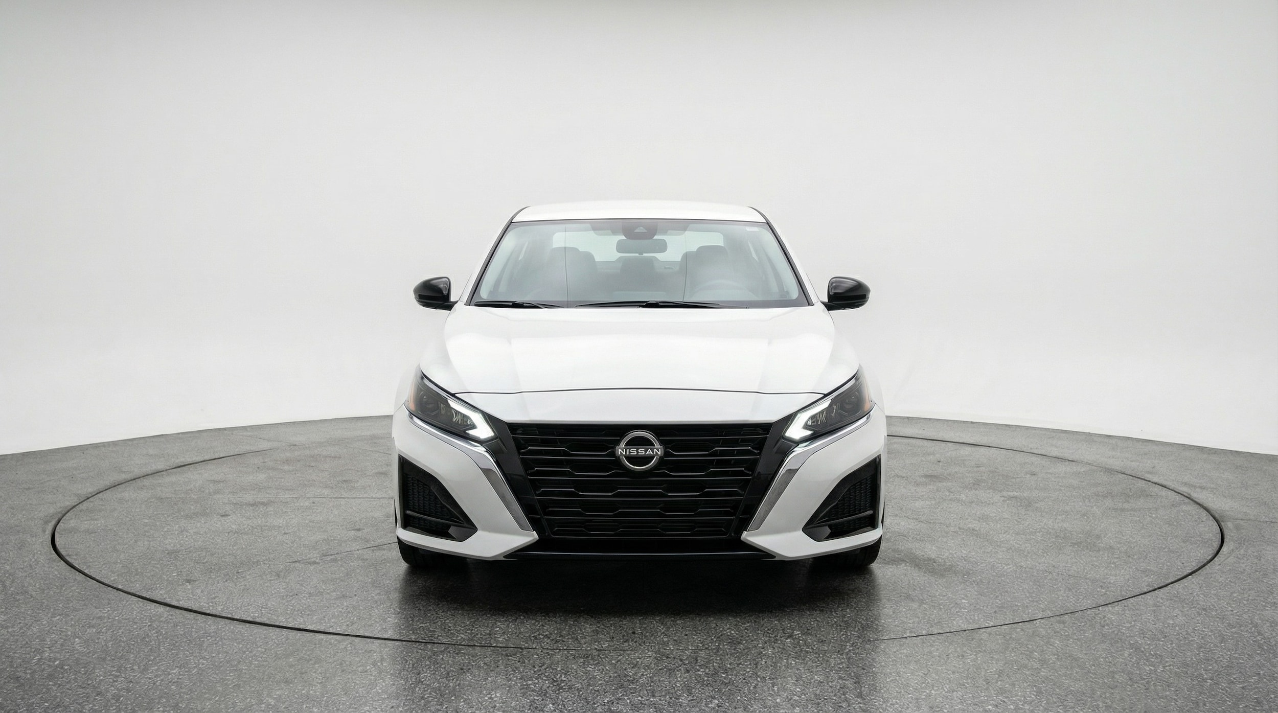 Thumbnail: 2025 Nissan Altima - 2