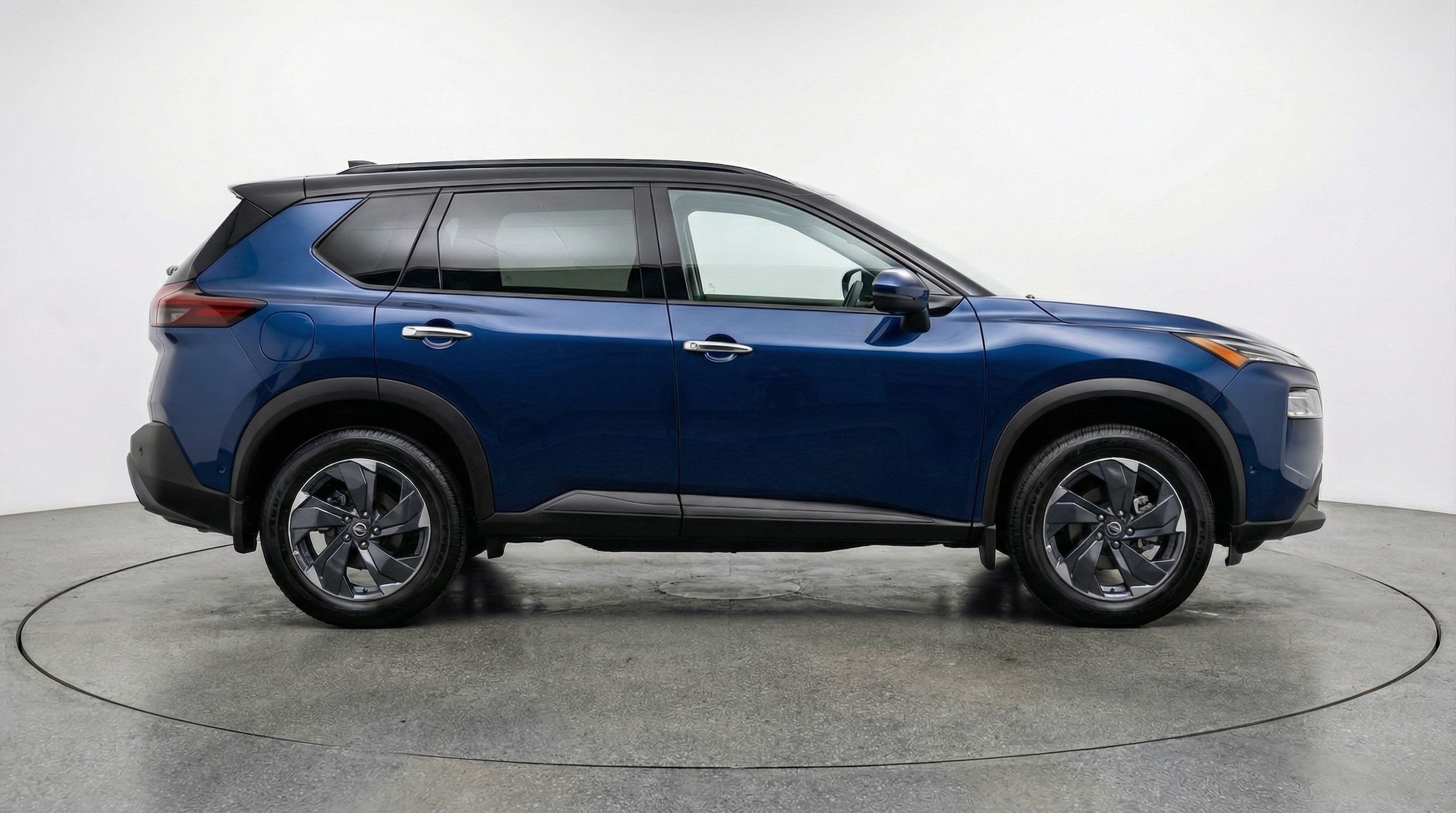 Thumbnail: 2025 Nissan Rogue - 8