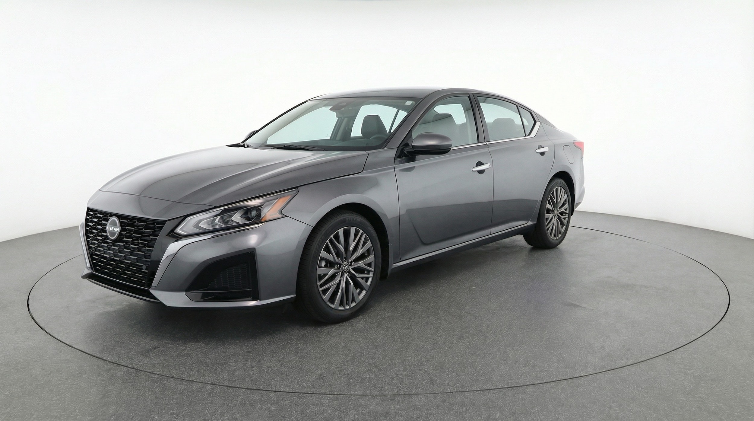 Thumbnail: 2025 Nissan Altima - 3