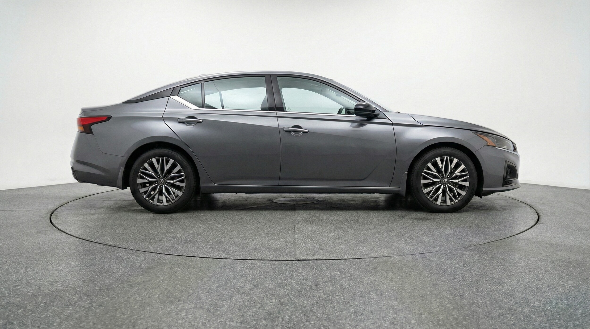 Thumbnail: 2025 Nissan Altima - 8