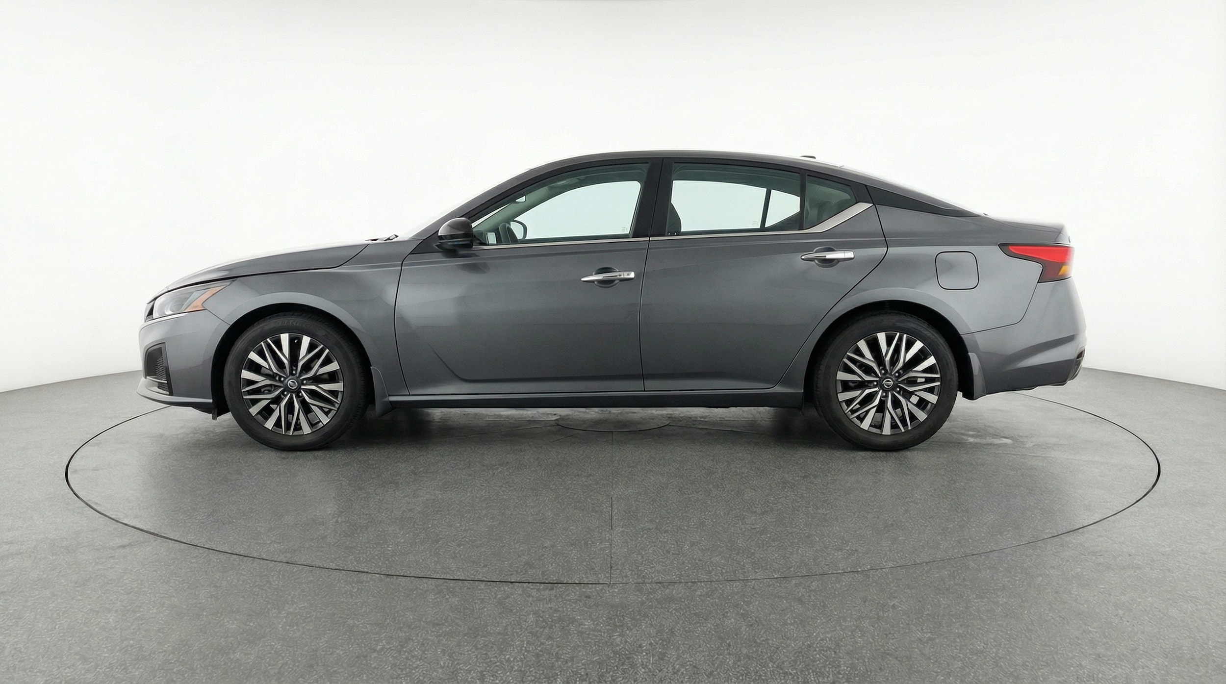 Thumbnail: 2025 Nissan Altima - 4