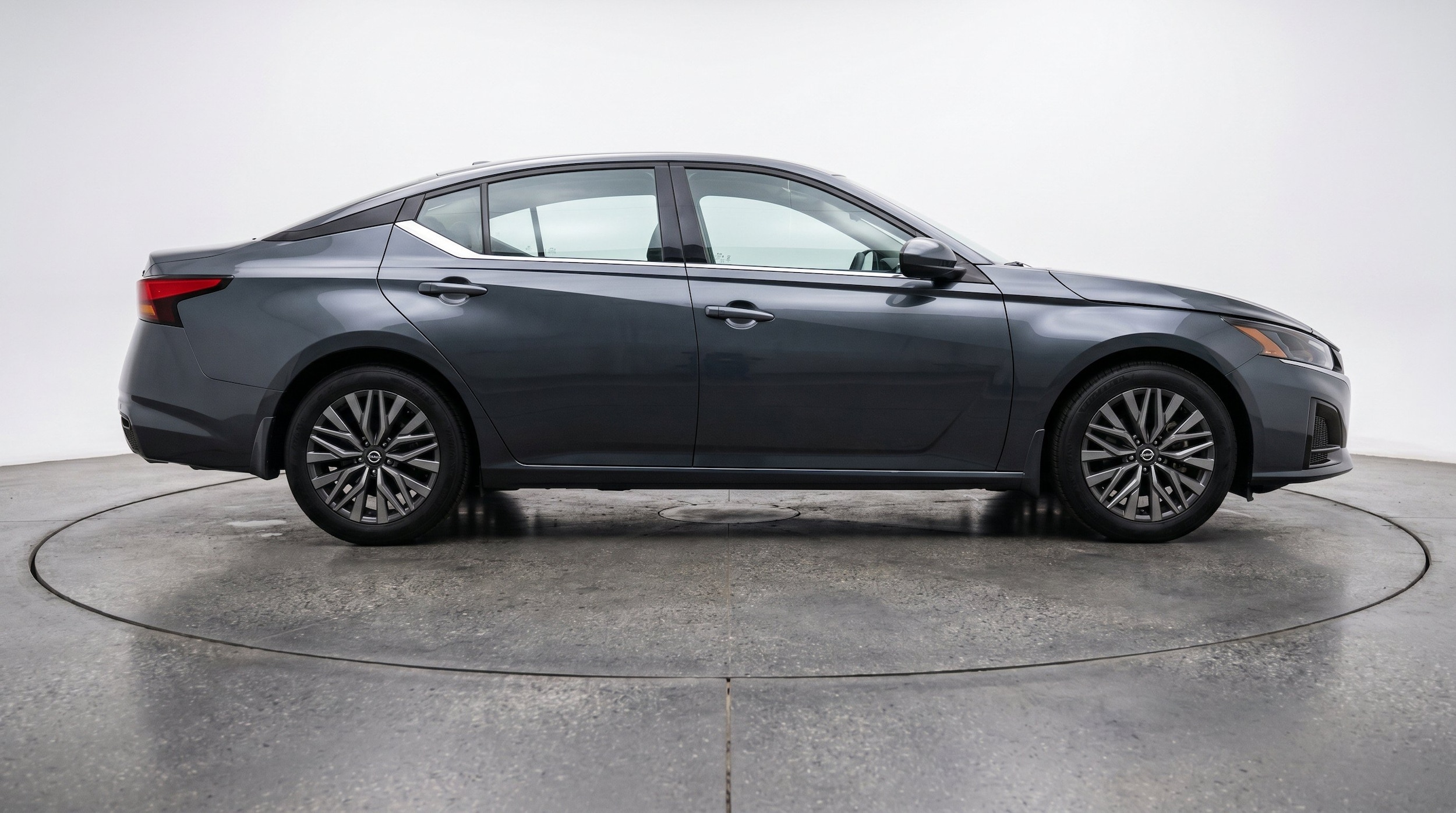 Thumbnail: 2025 Nissan Altima - 11