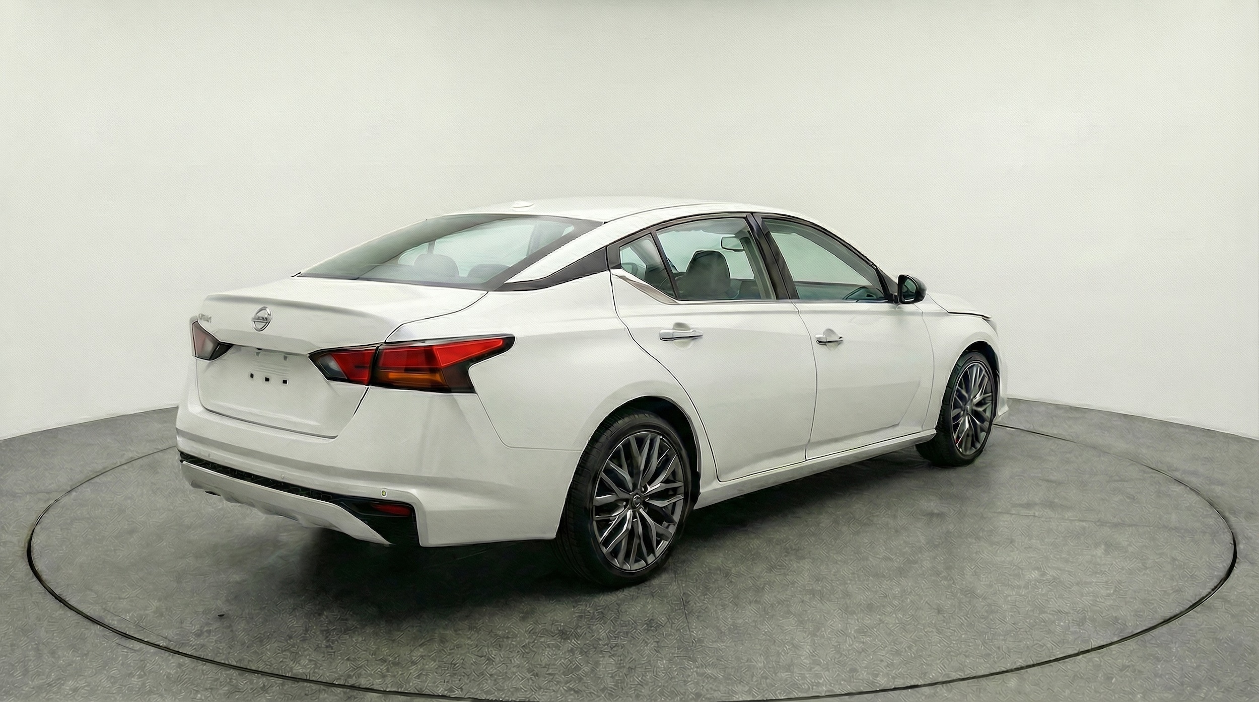 Thumbnail: 2025 Nissan Altima - 7