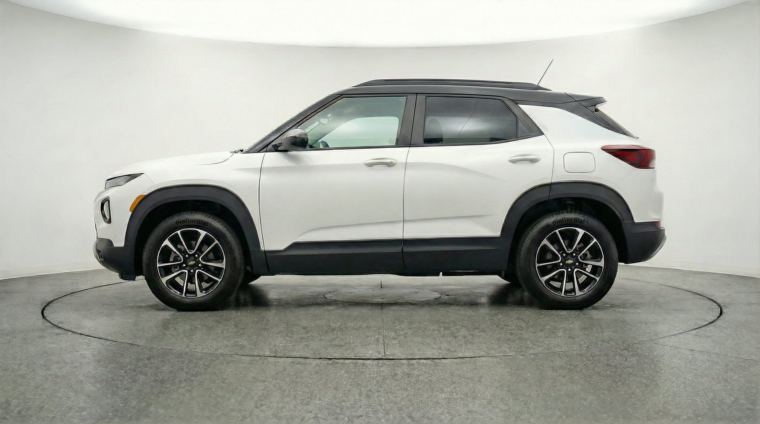 Thumbnail: 2025 Chevrolet TrailBlazer - 5