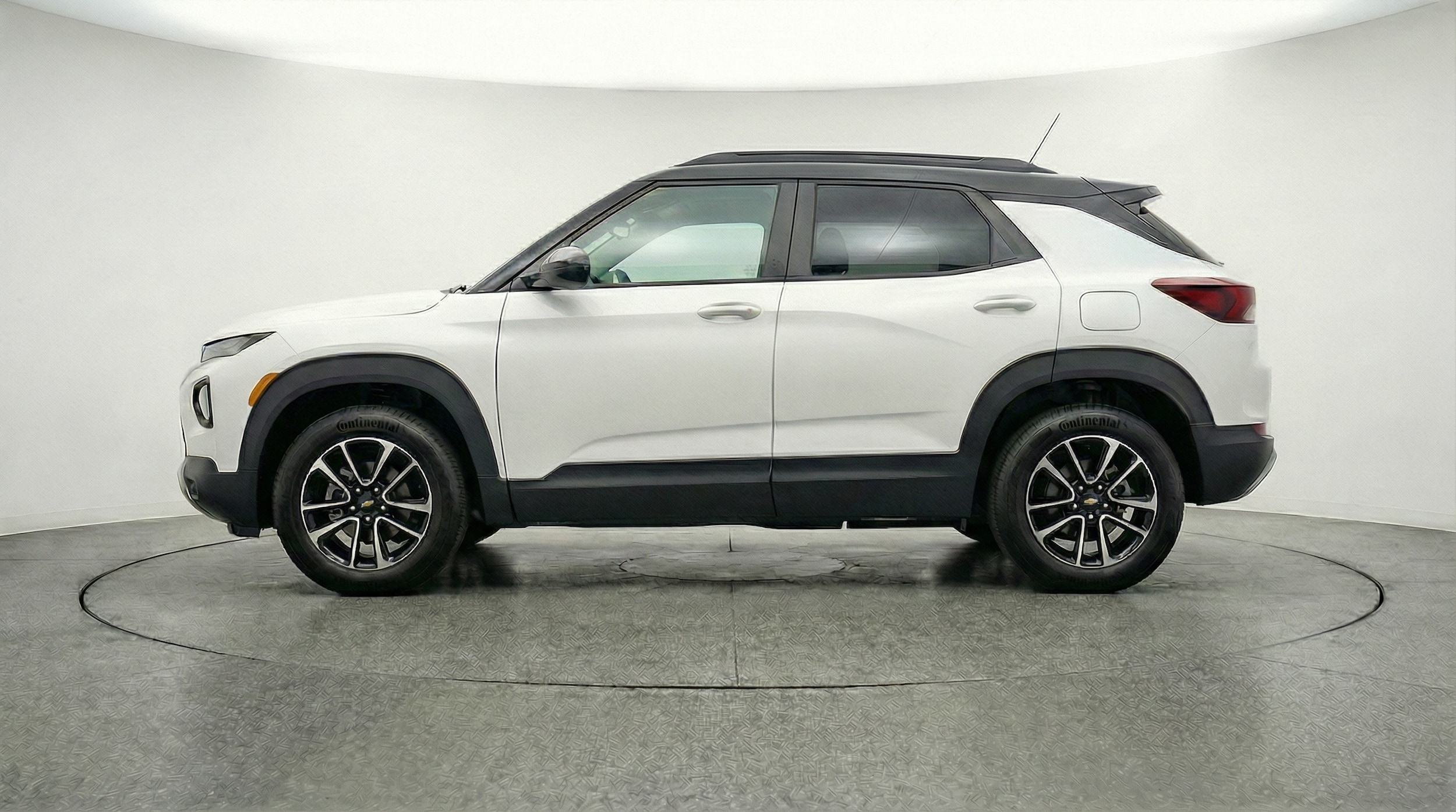 Thumbnail: 2025 Chevrolet TrailBlazer - 4