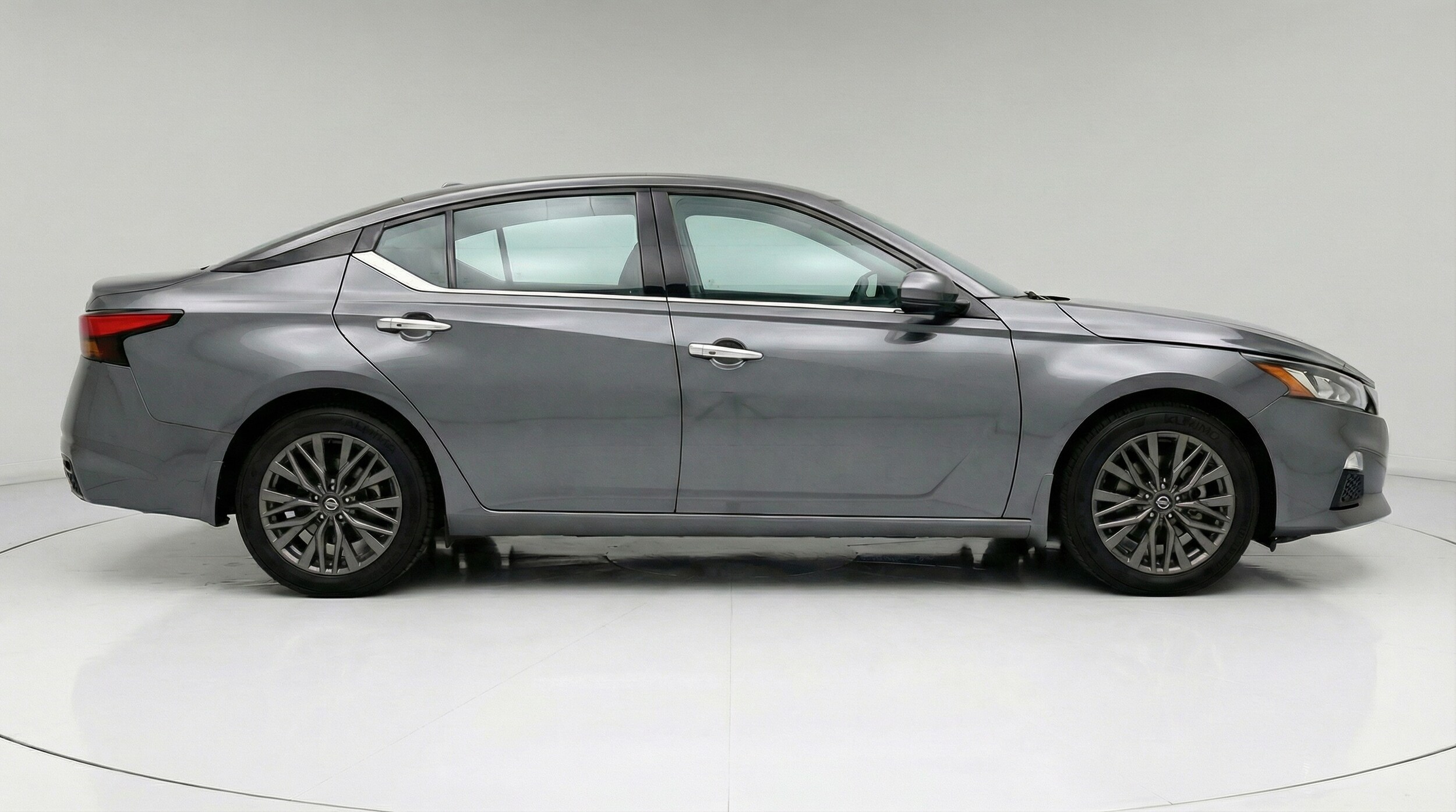 Thumbnail: 2025 Nissan Altima - 8