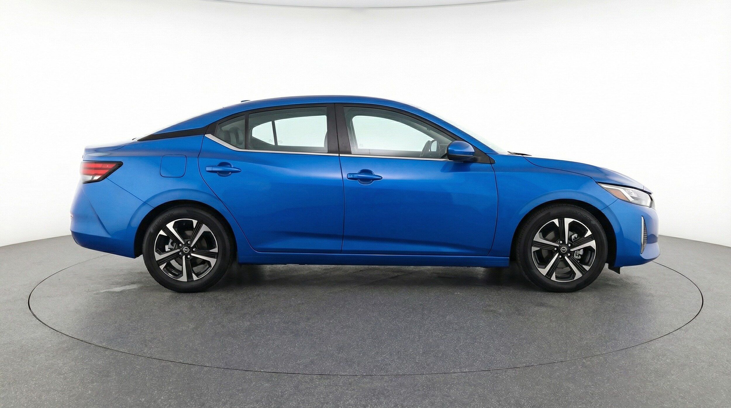 Thumbnail: 2025 Nissan Sentra - 8