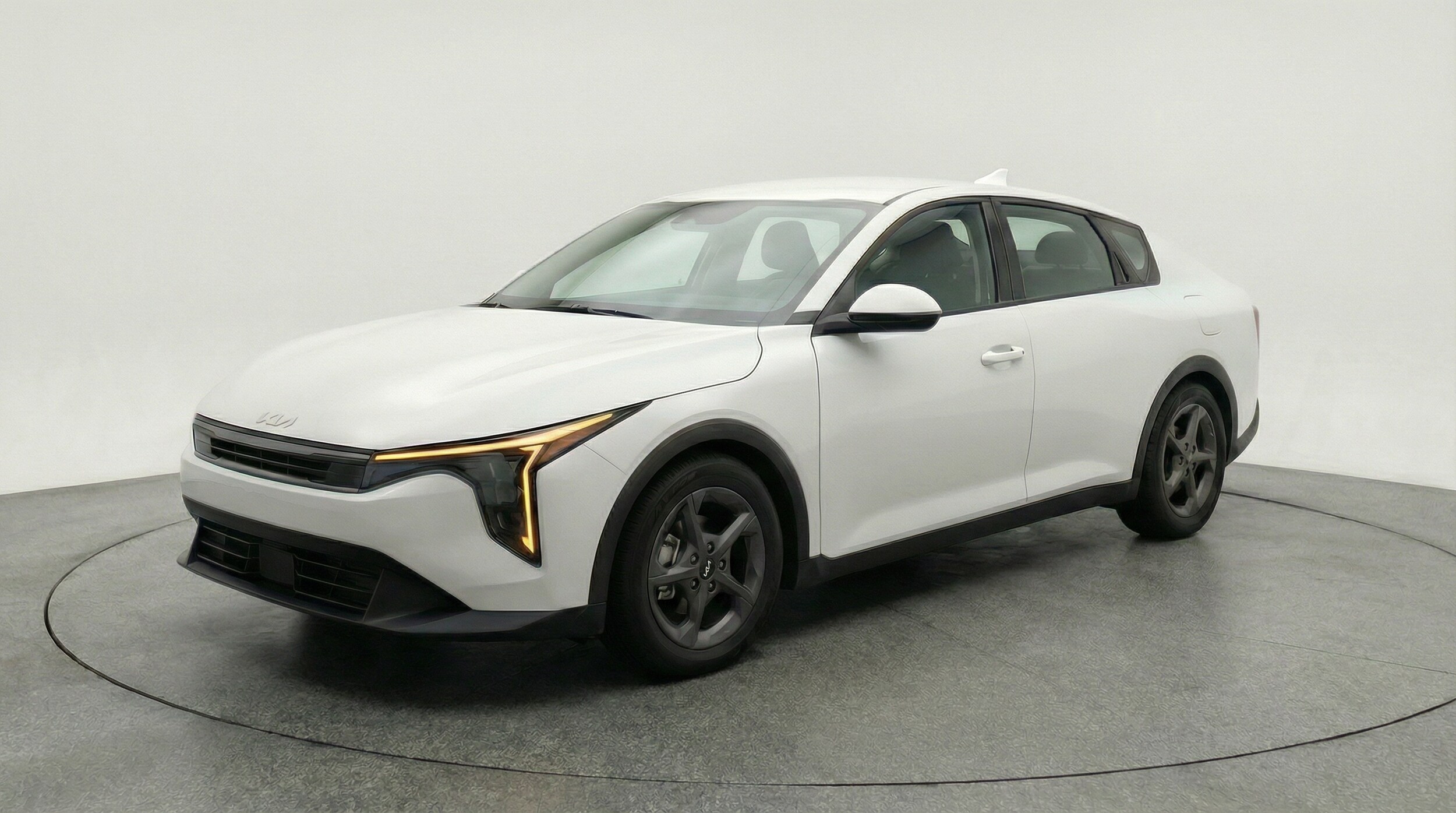 Thumbnail: 2025 Kia K4 - 3