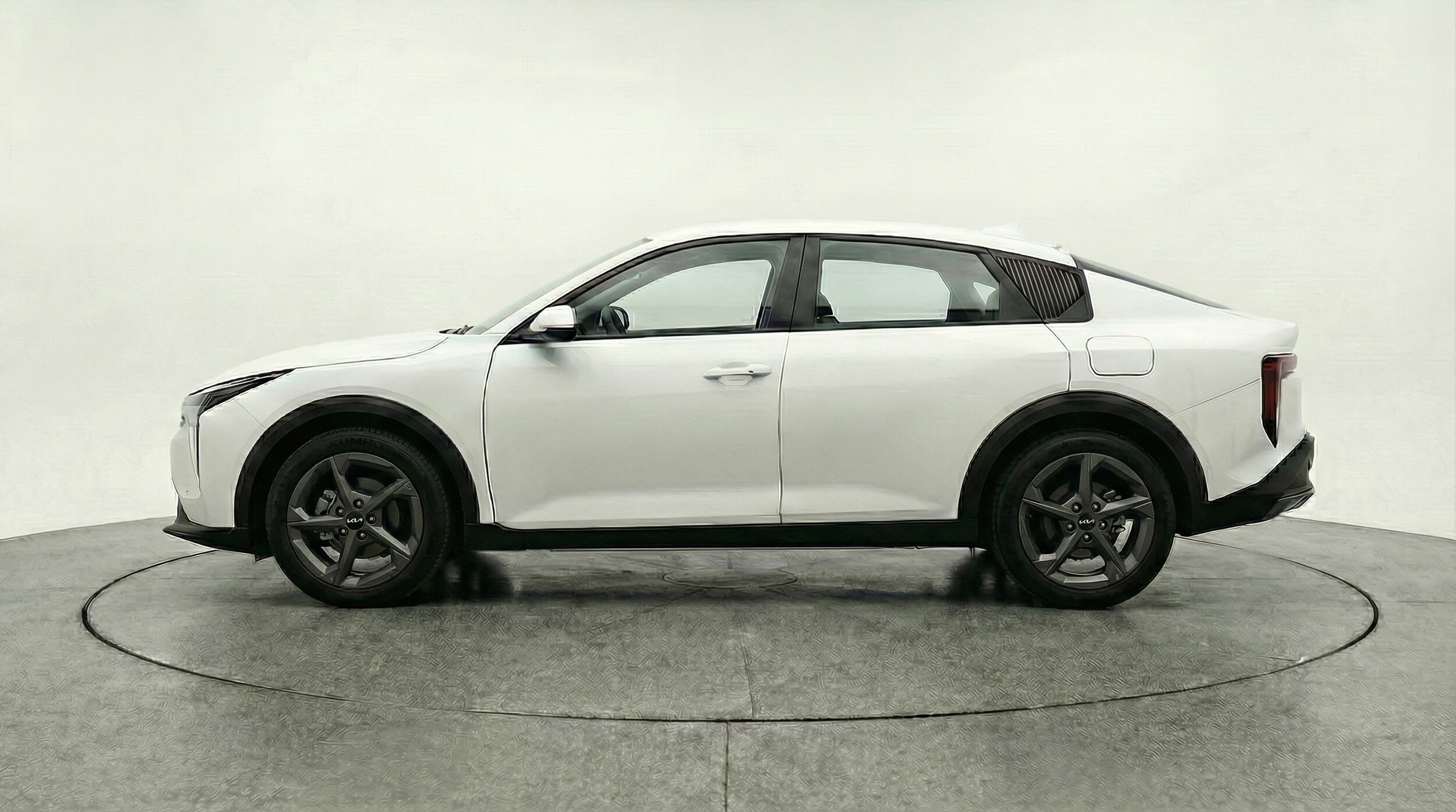 Thumbnail: 2025 Kia K4 - 4