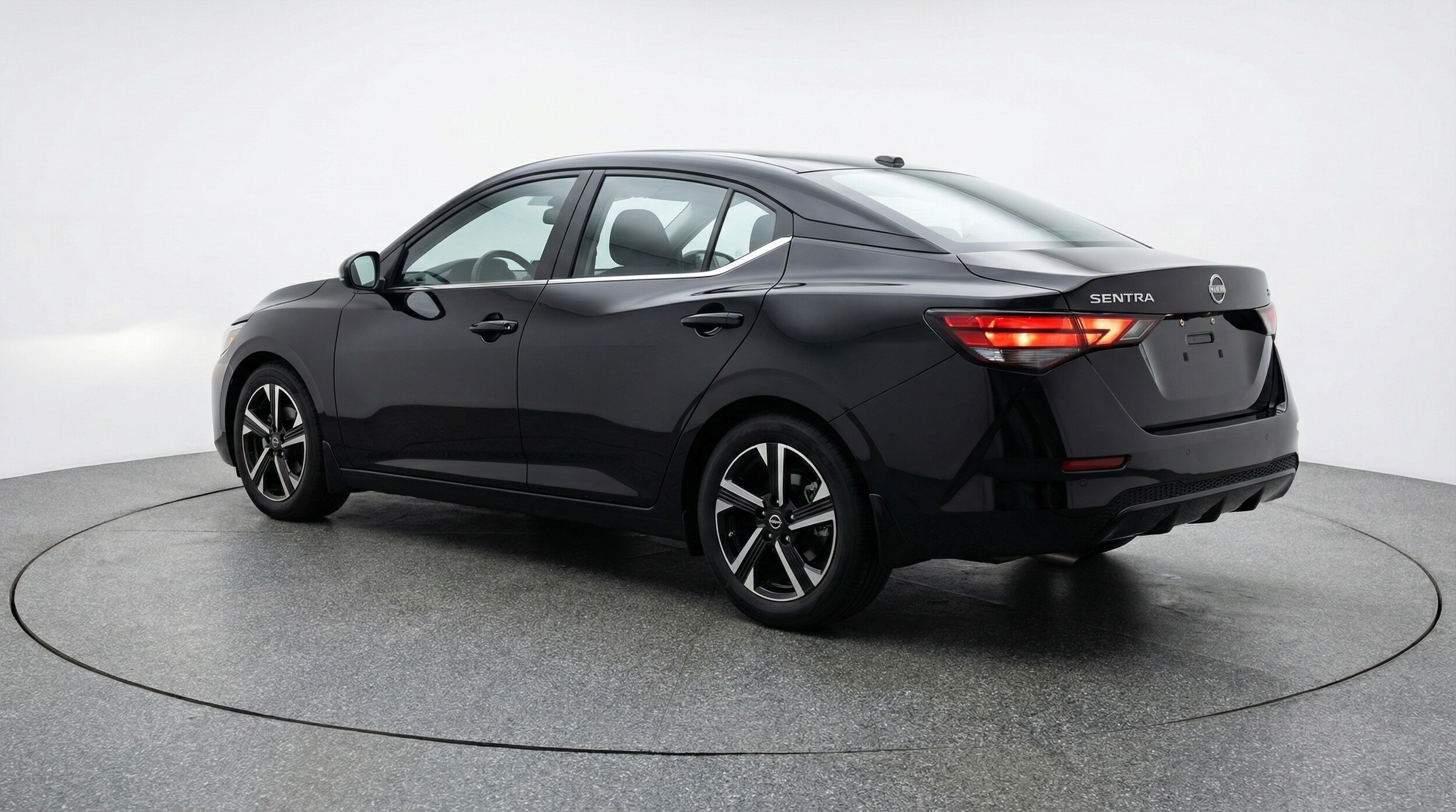 Thumbnail: 2025 Nissan Sentra - 5