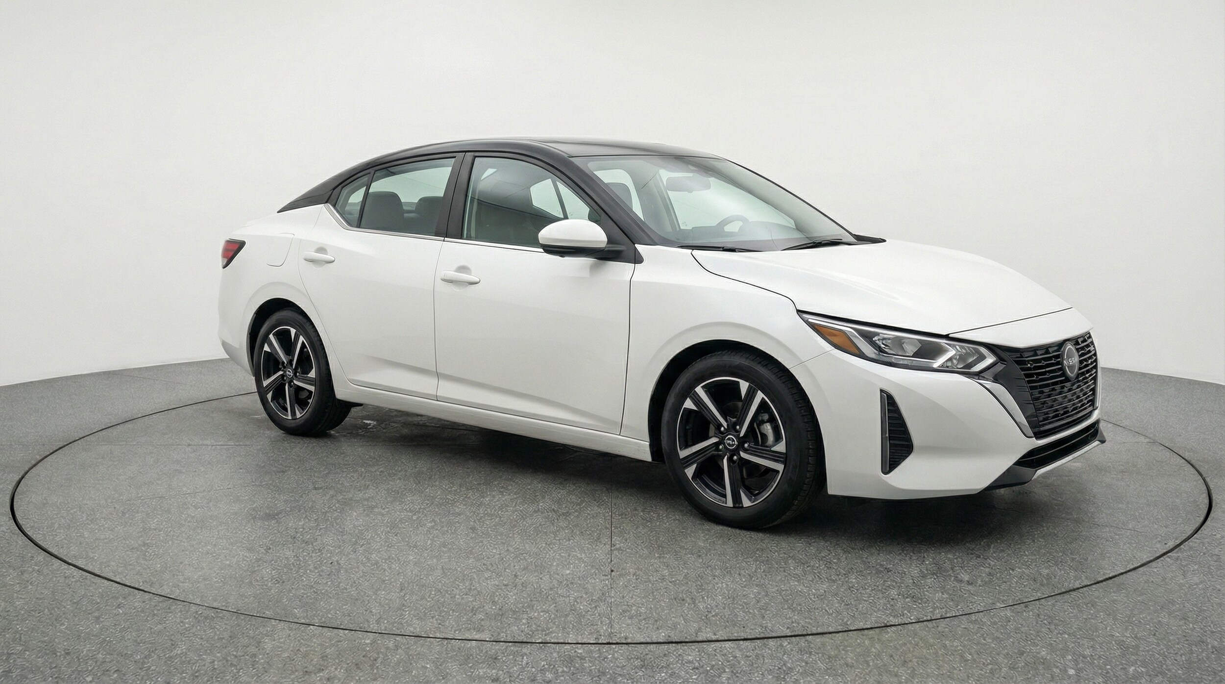 Thumbnail: 2025 Nissan Sentra - 1