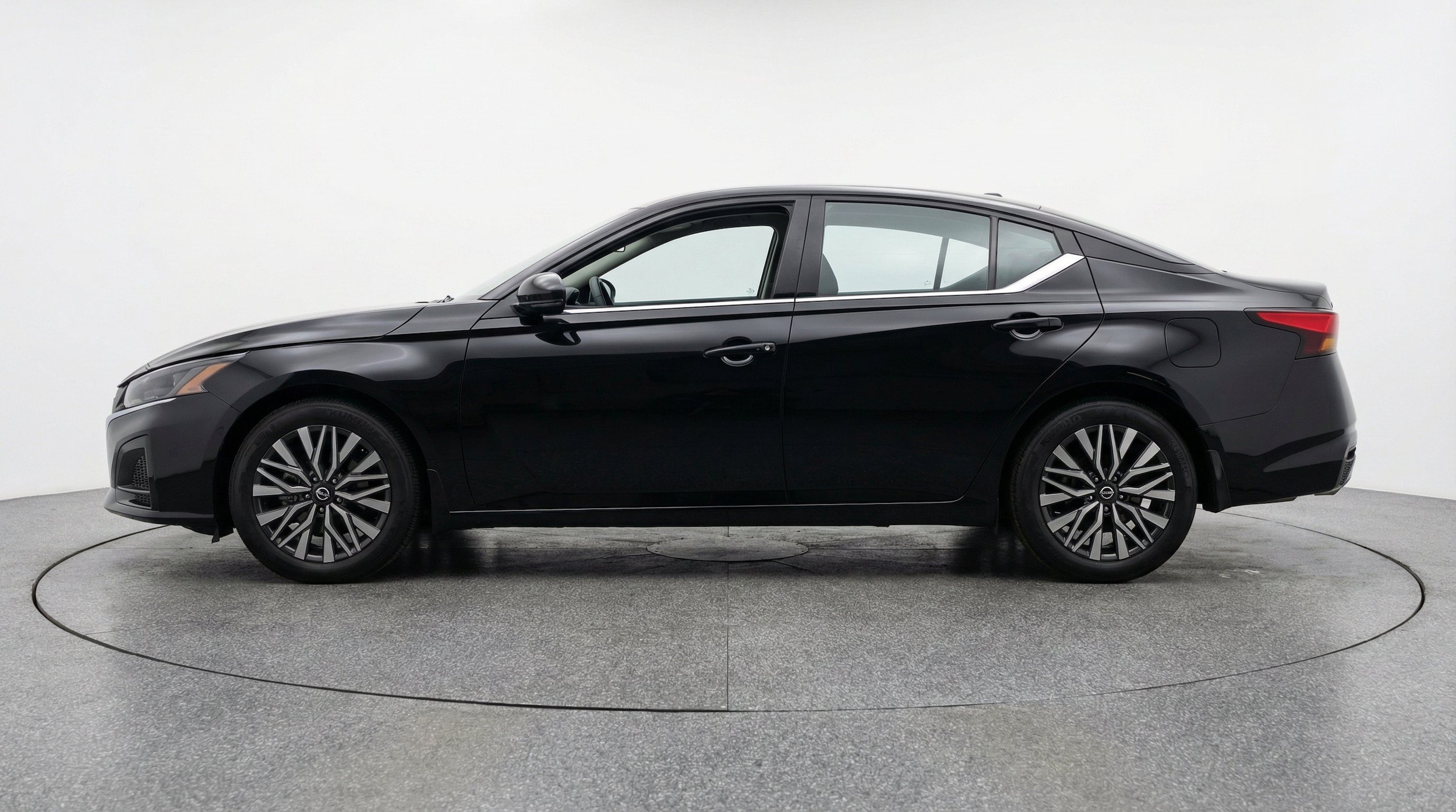 Thumbnail: 2026 Nissan Altima - 5