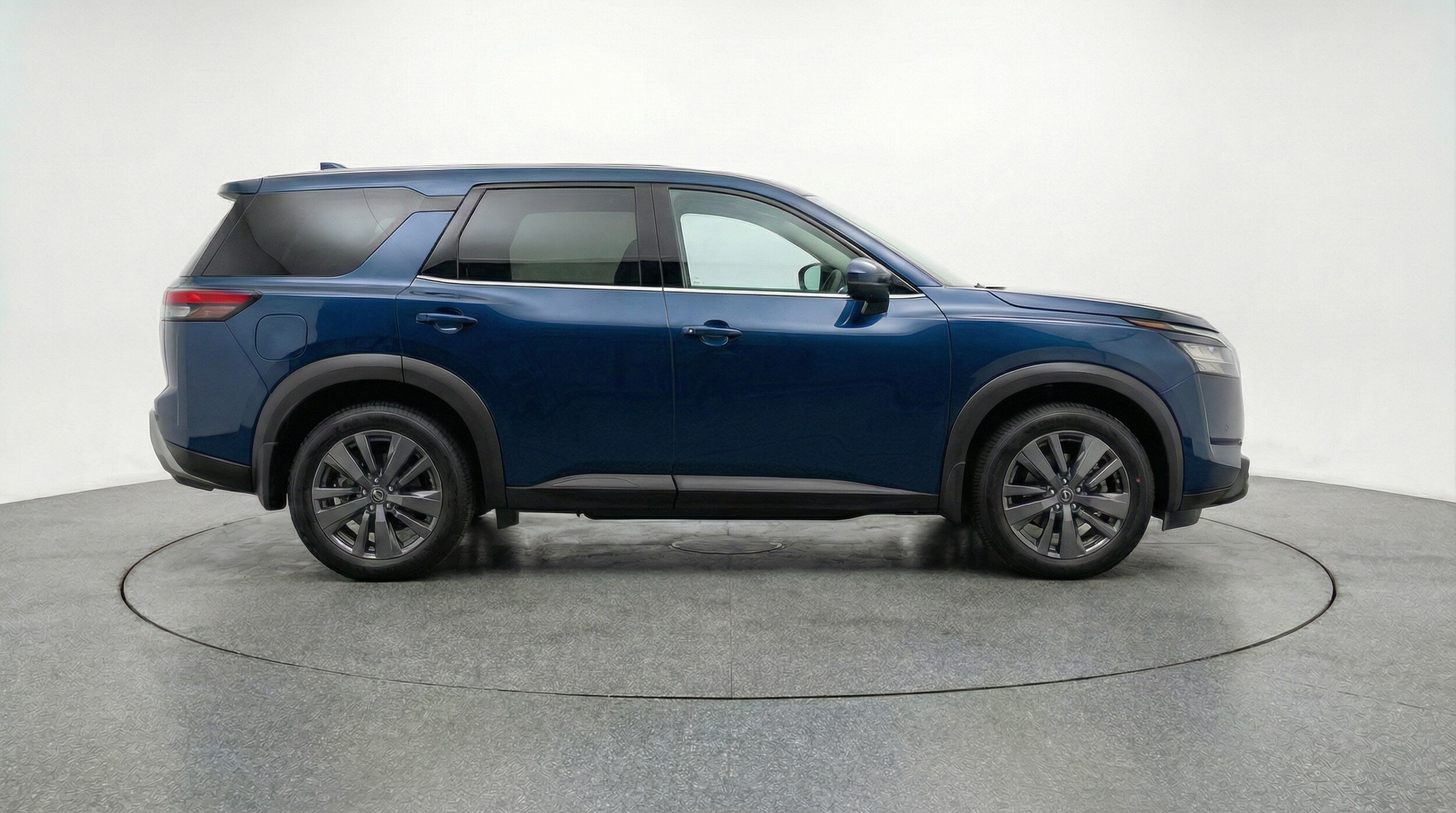 Thumbnail: 2025 Nissan Pathfinder - 8