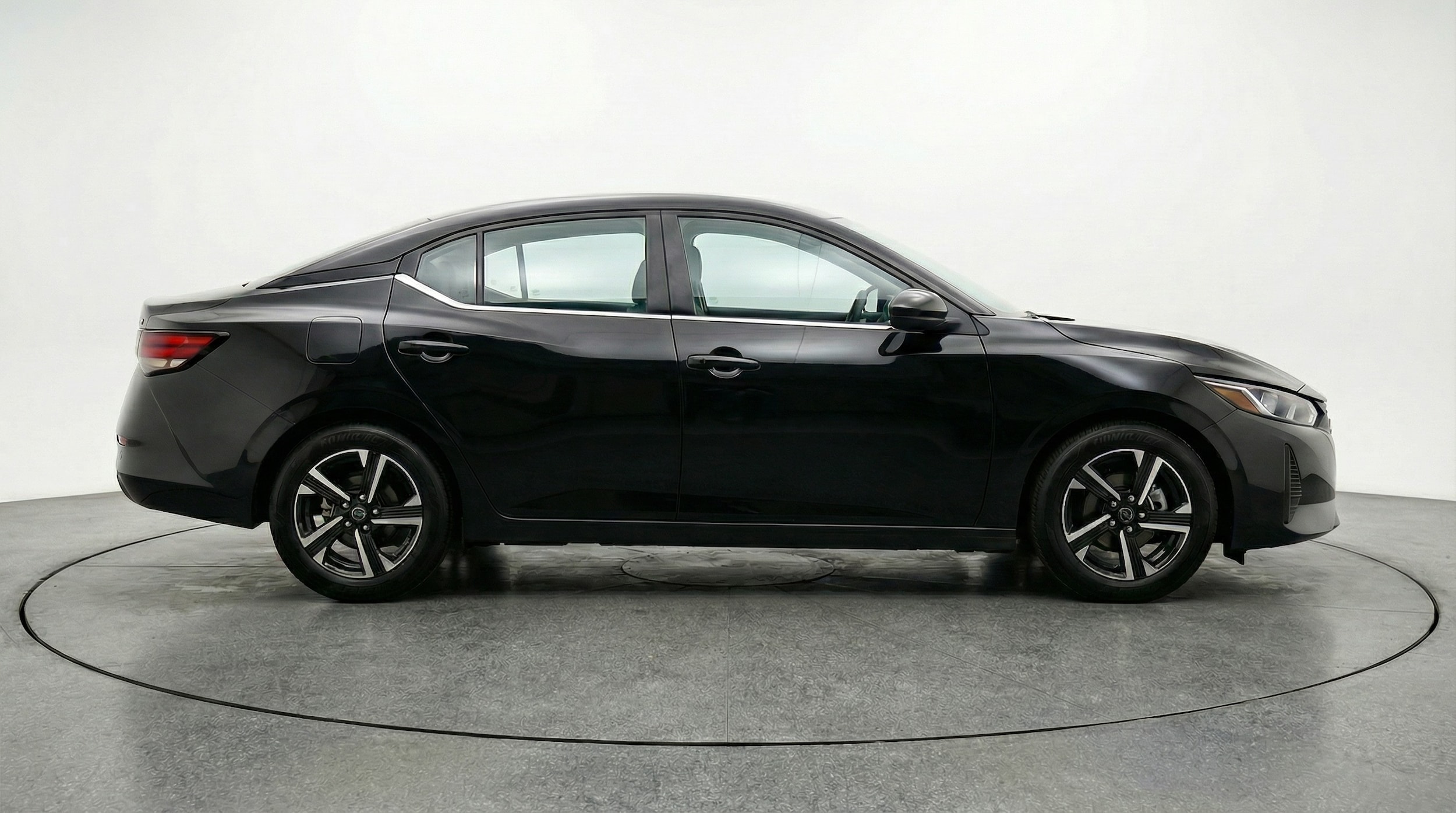 Thumbnail: 2025 Nissan Sentra - 8