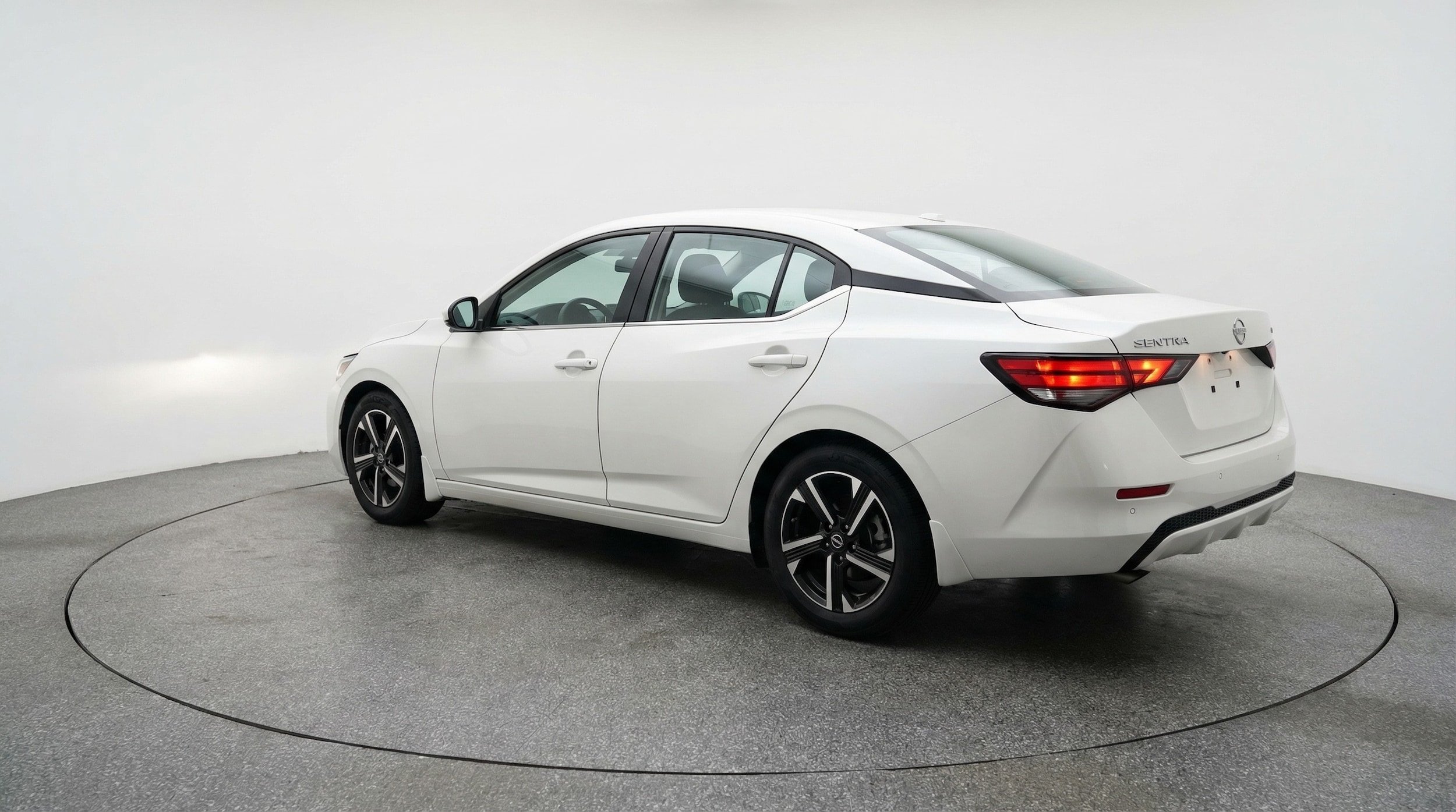 Thumbnail: 2025 Nissan Sentra - 5