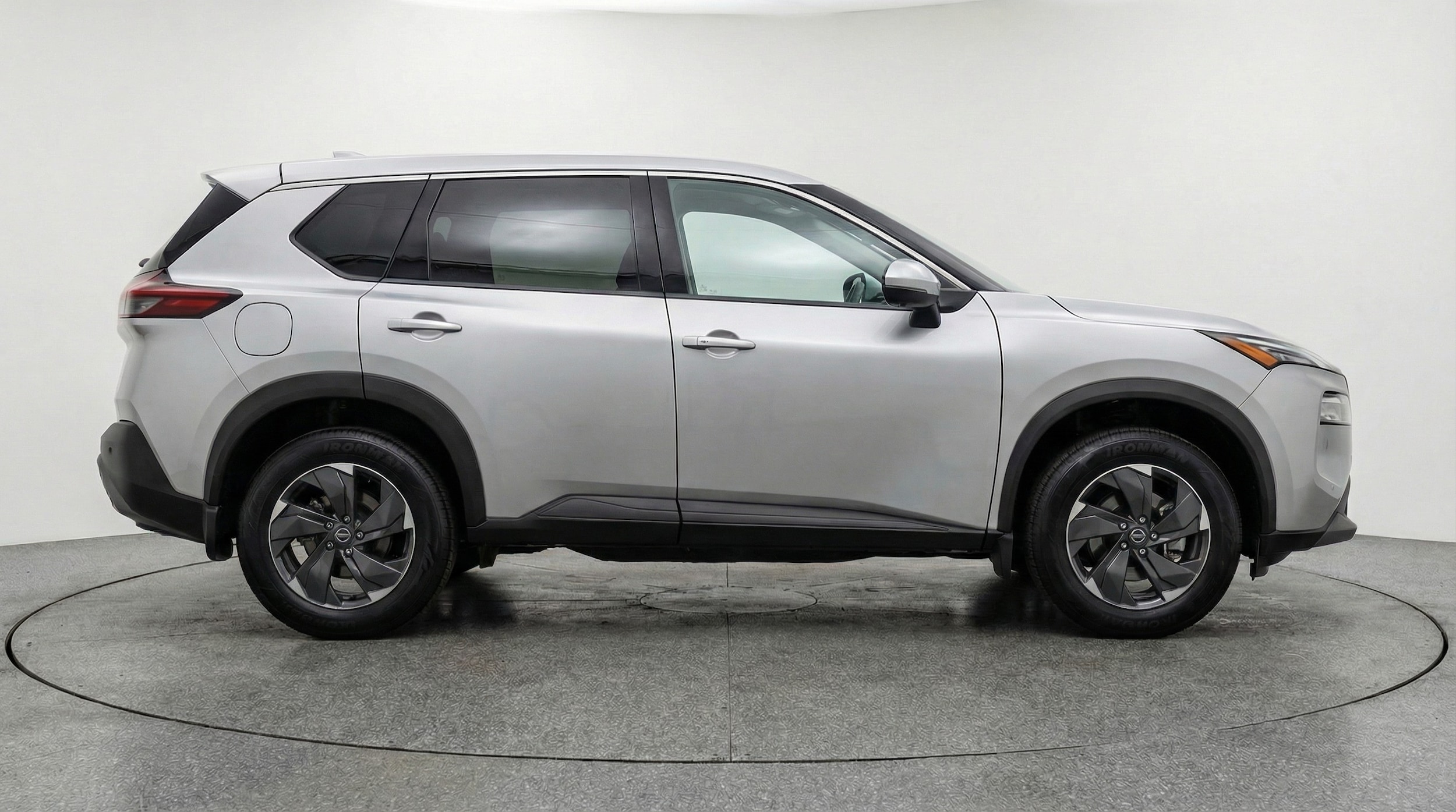 Thumbnail: 2025 Nissan Rogue - 8