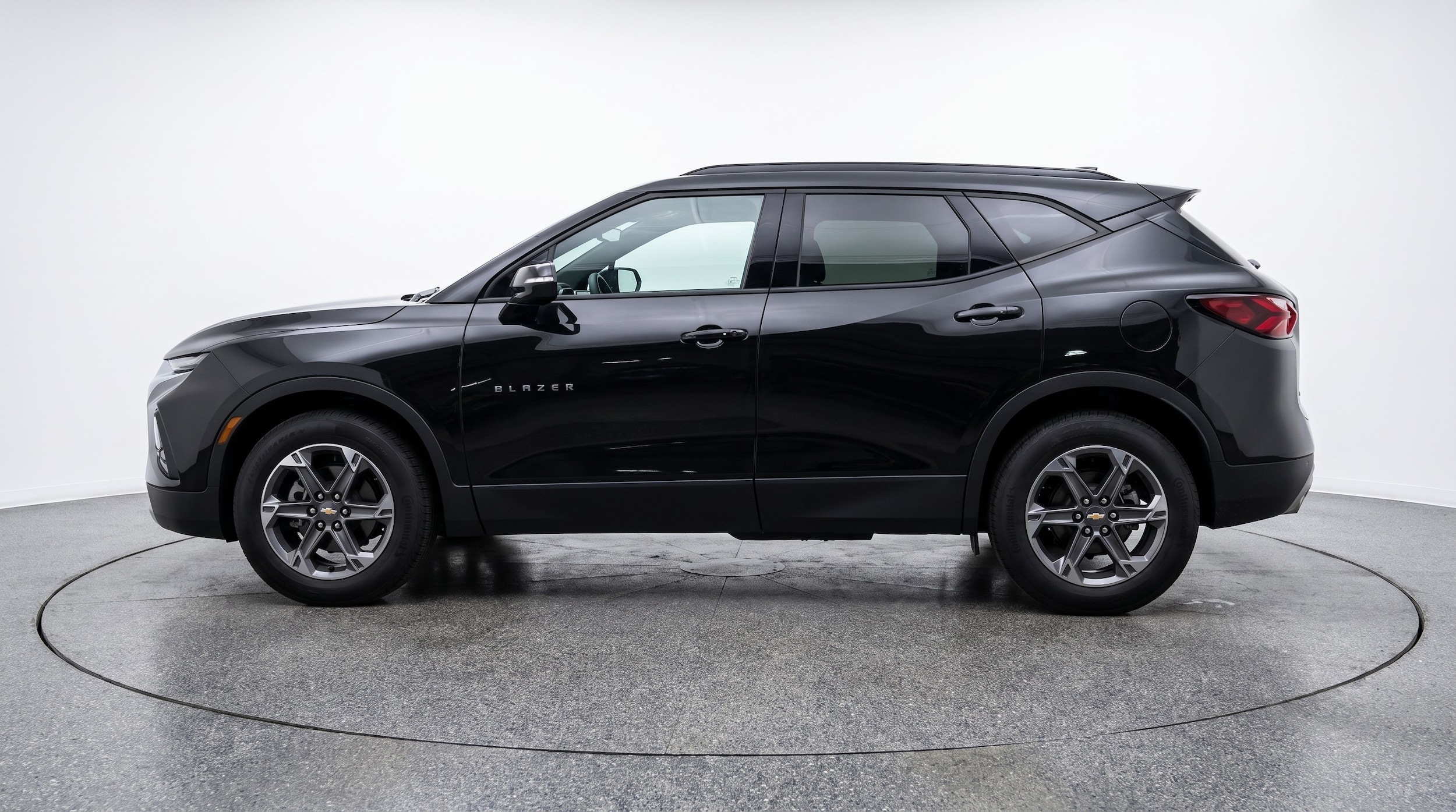 Thumbnail: 2025 Chevrolet Blazer - 4