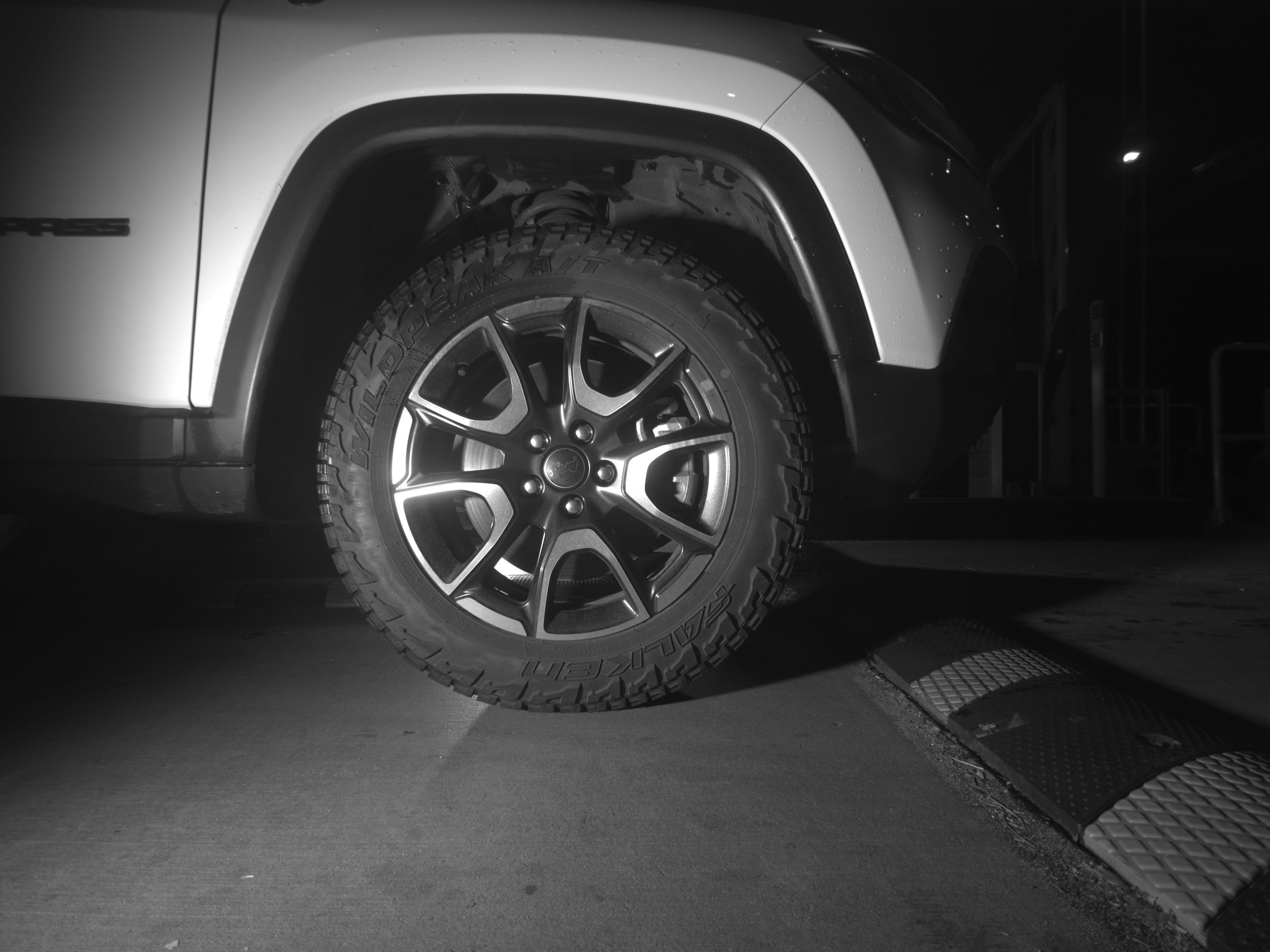 Thumbnail: 2025 Jeep Compass - 13