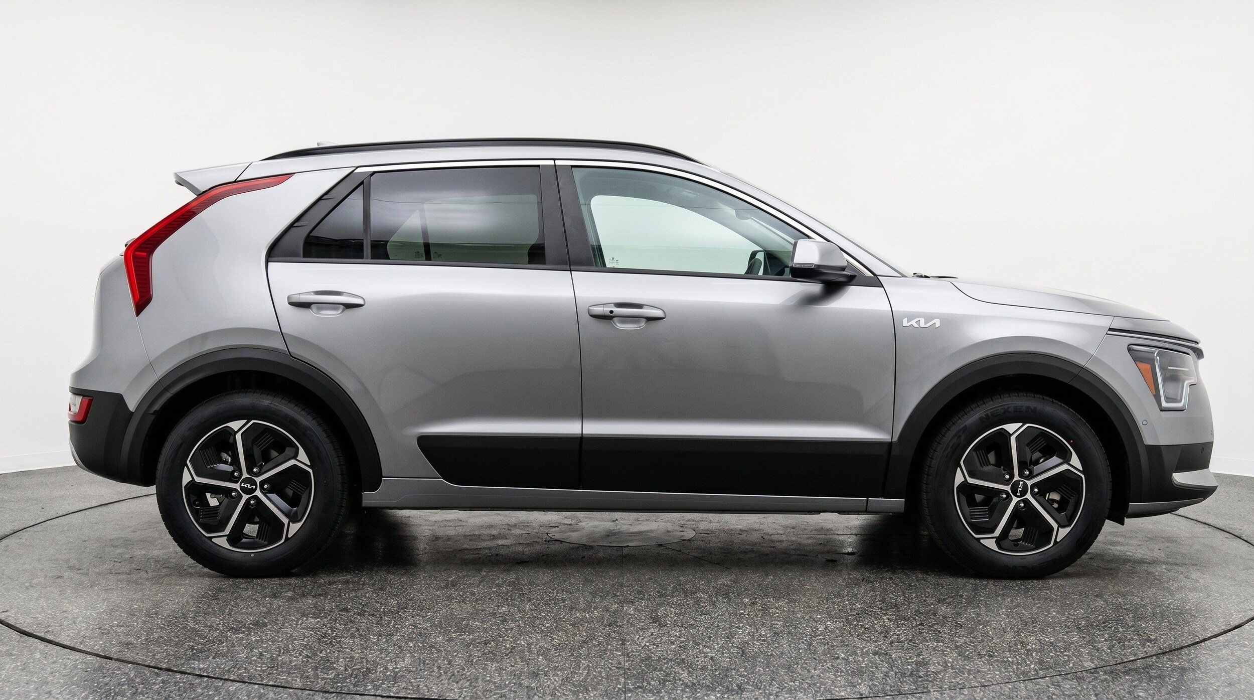 Thumbnail: 2026 Kia Niro - 11