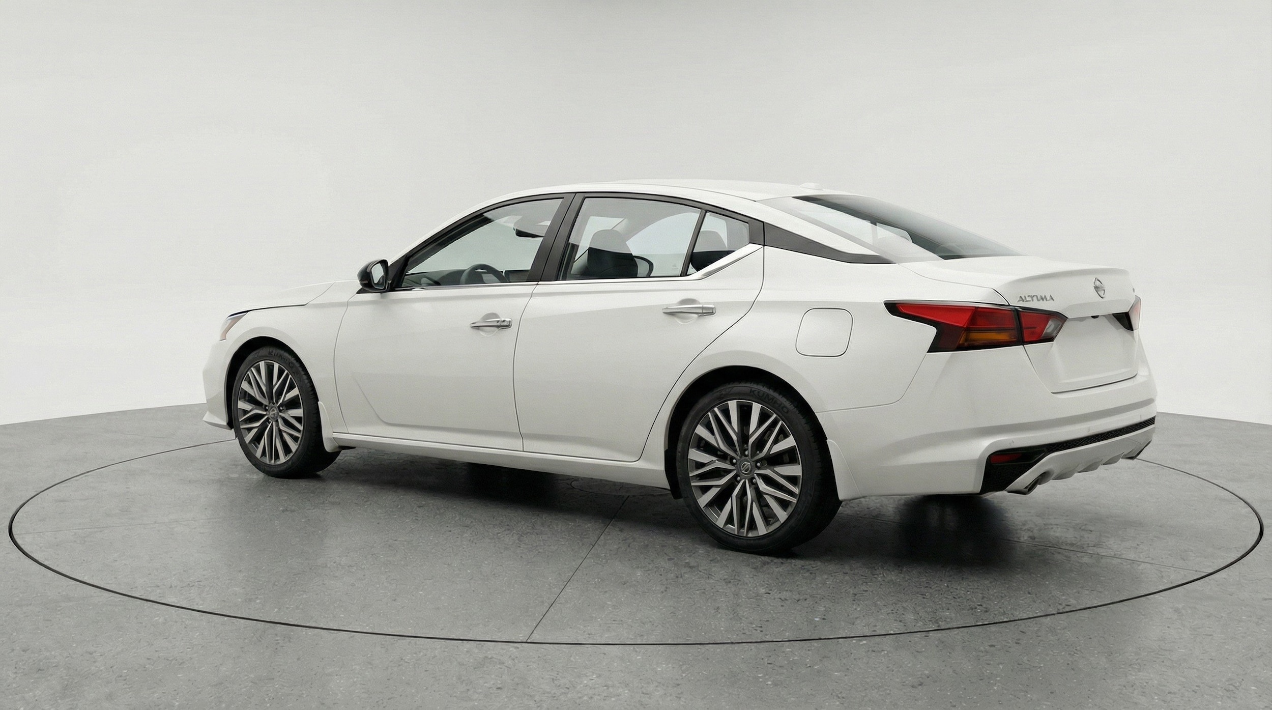 Thumbnail: 2025 Nissan Altima - 6