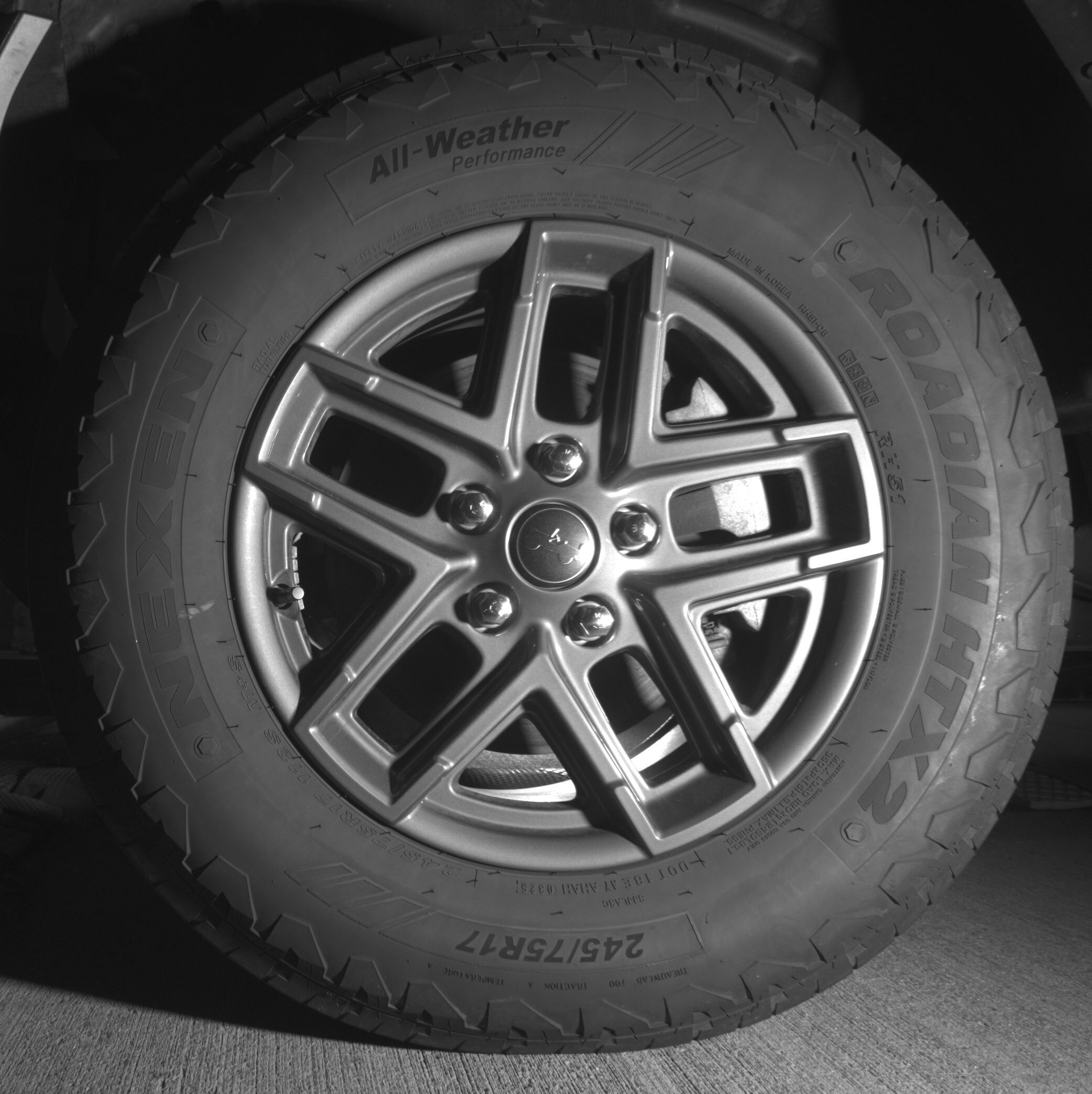 Thumbnail: 2025 Jeep Wrangler - 9