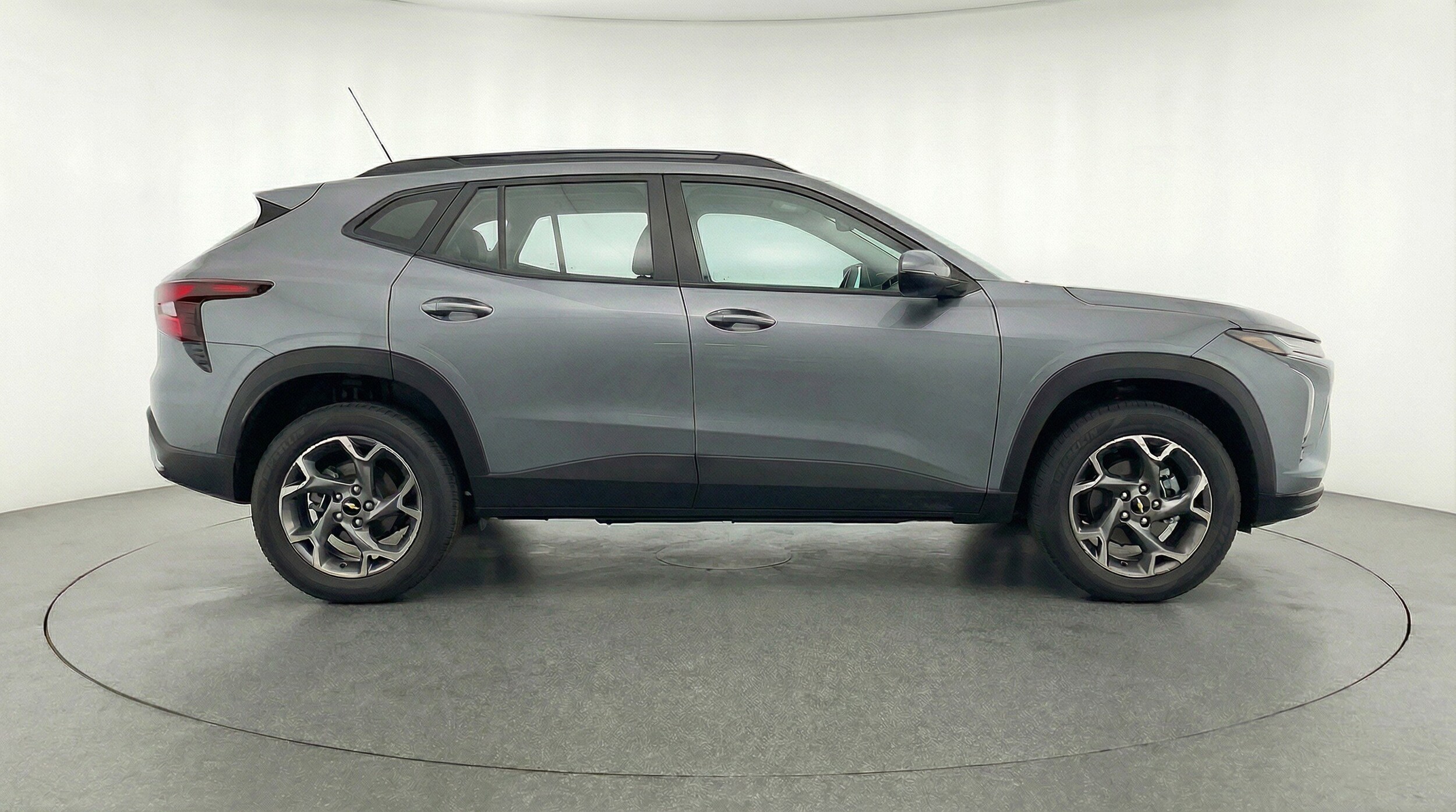 Thumbnail: 2025 Chevrolet Trax - 11