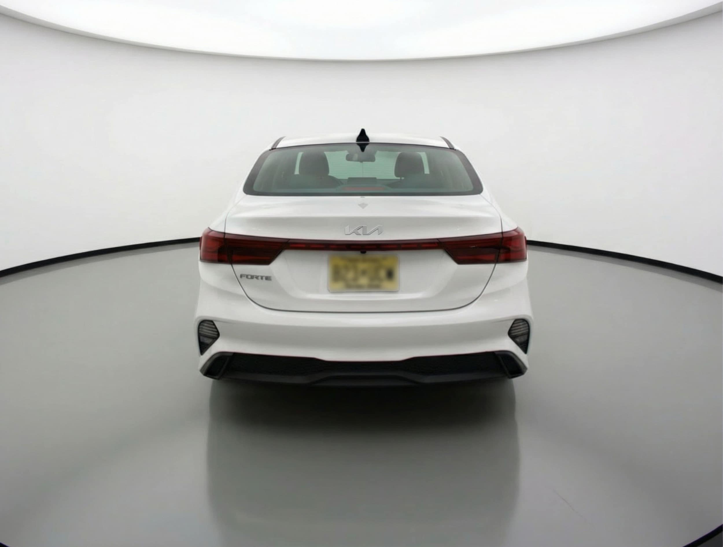 Thumbnail: 2024 Kia Forte - 6