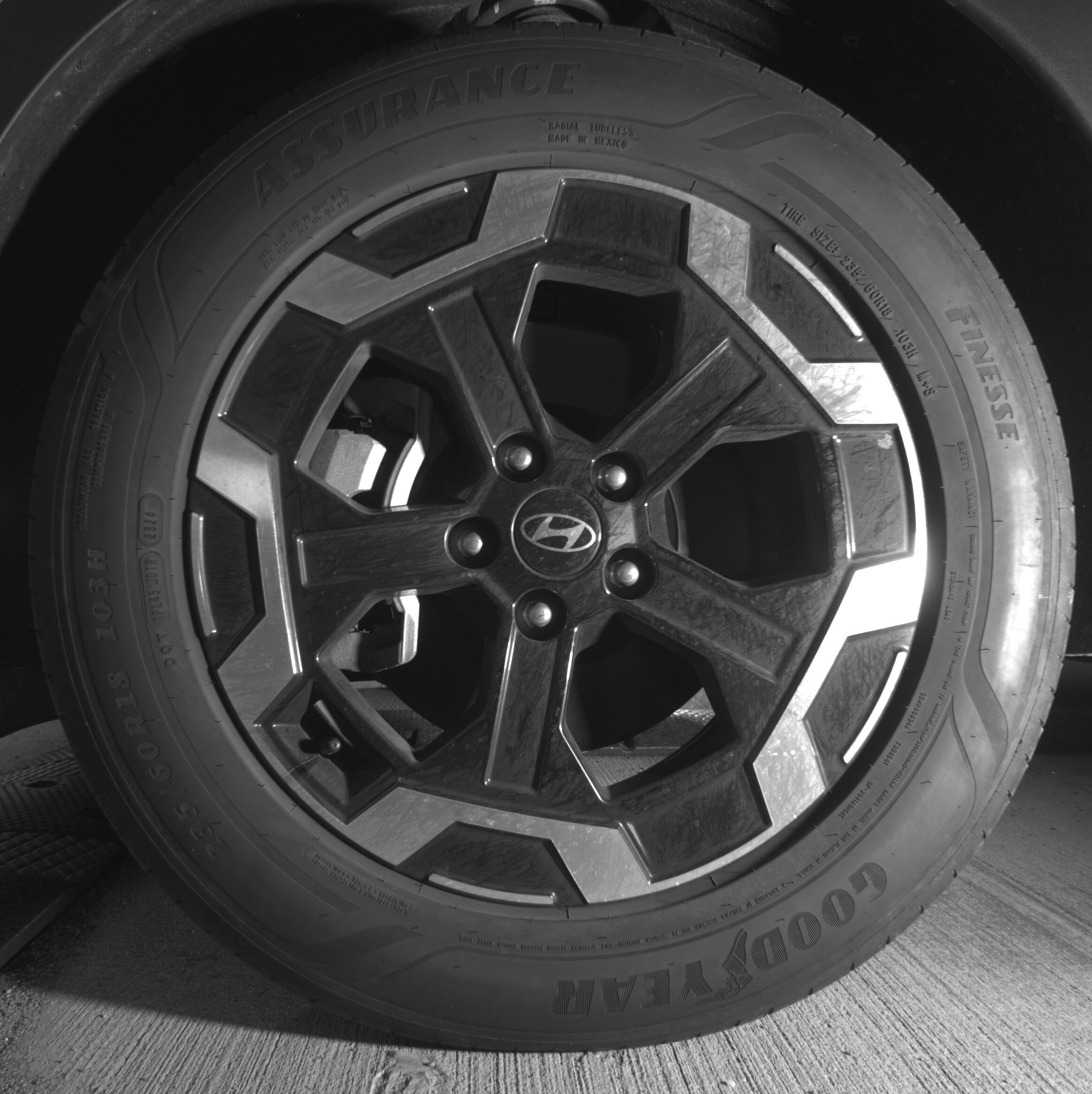 Thumbnail: 2025 Hyundai Santa Fe - 9