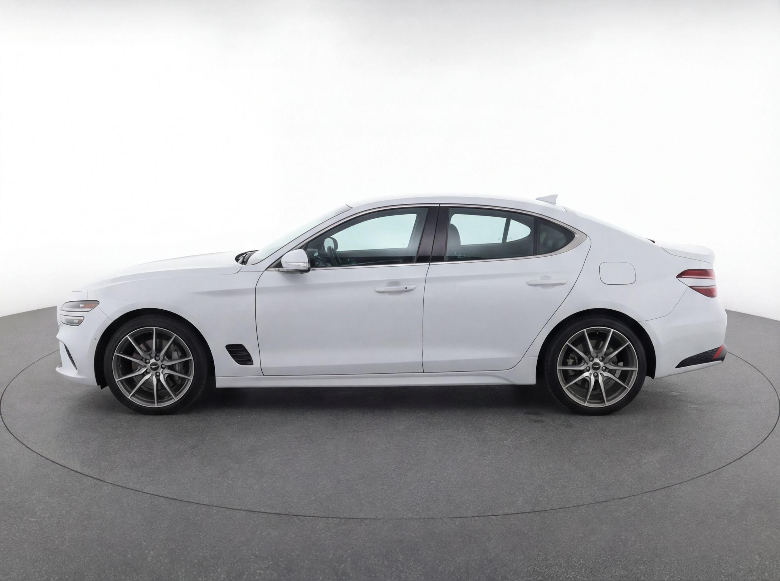 Thumbnail: 2025 Genesis G70 - 4