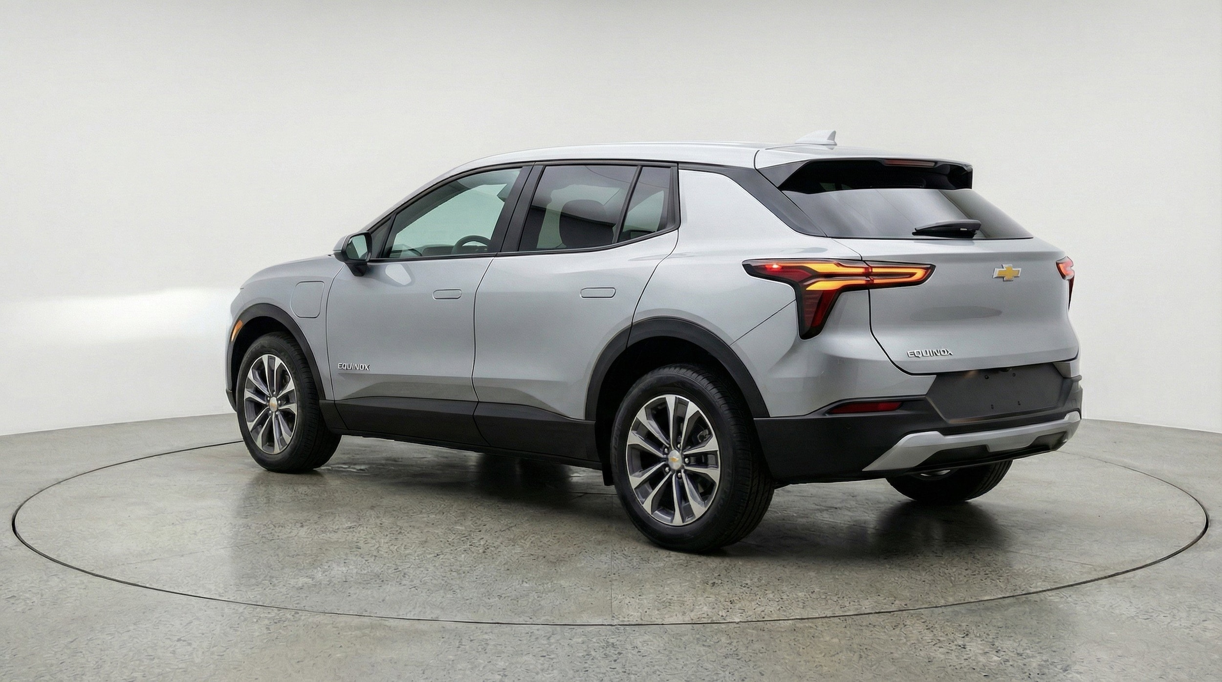 Thumbnail: 2025 Chevrolet Equinox - 6