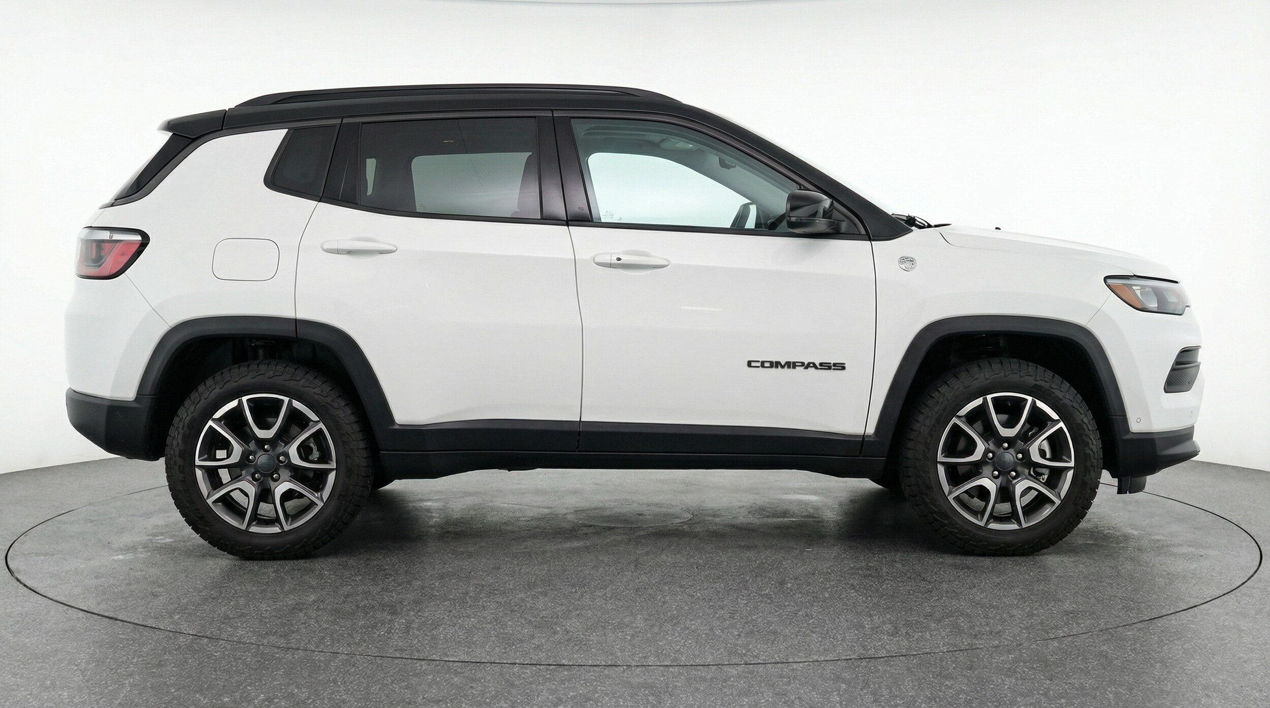 Thumbnail: 2025 Jeep Compass - 8