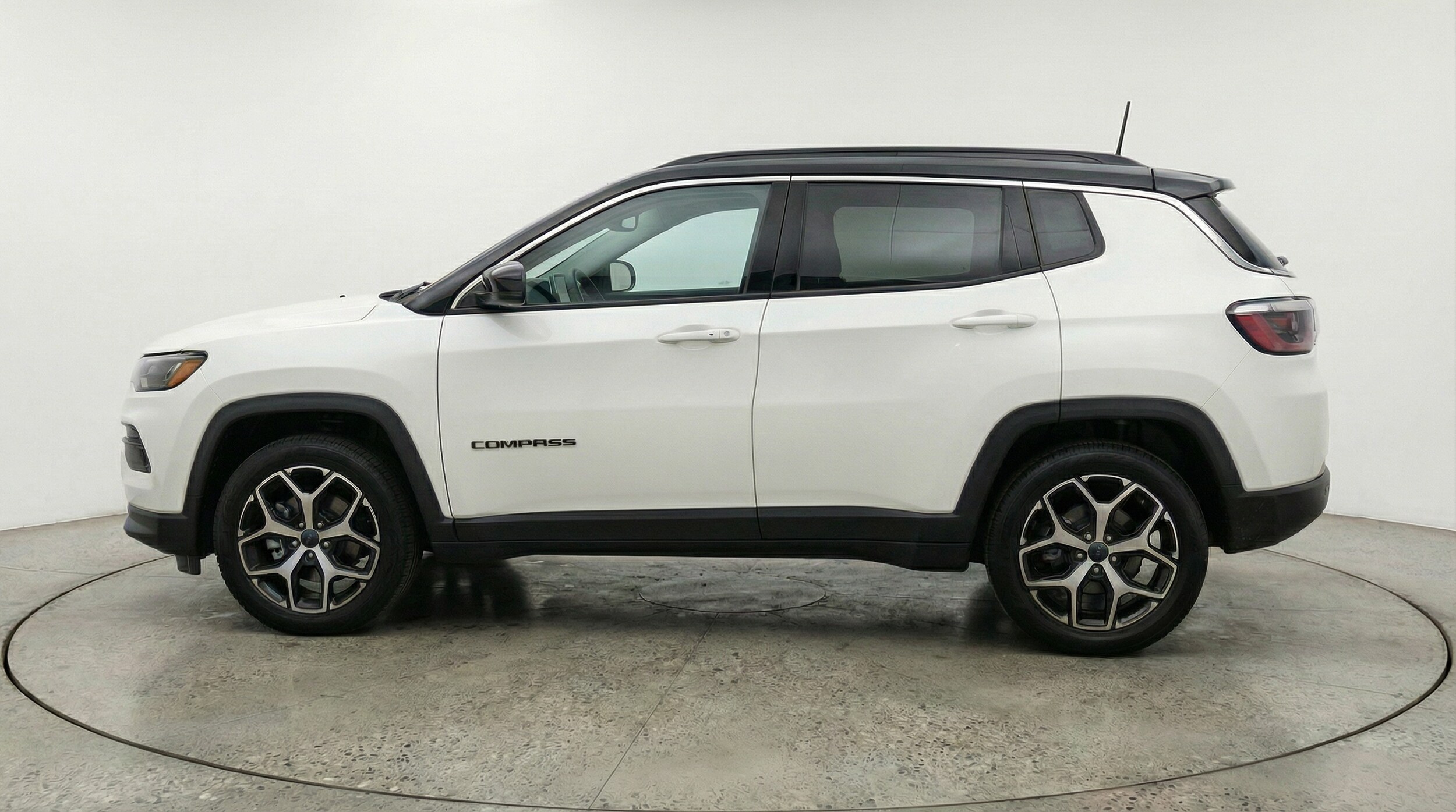 Thumbnail: 2025 Jeep Compass - 4