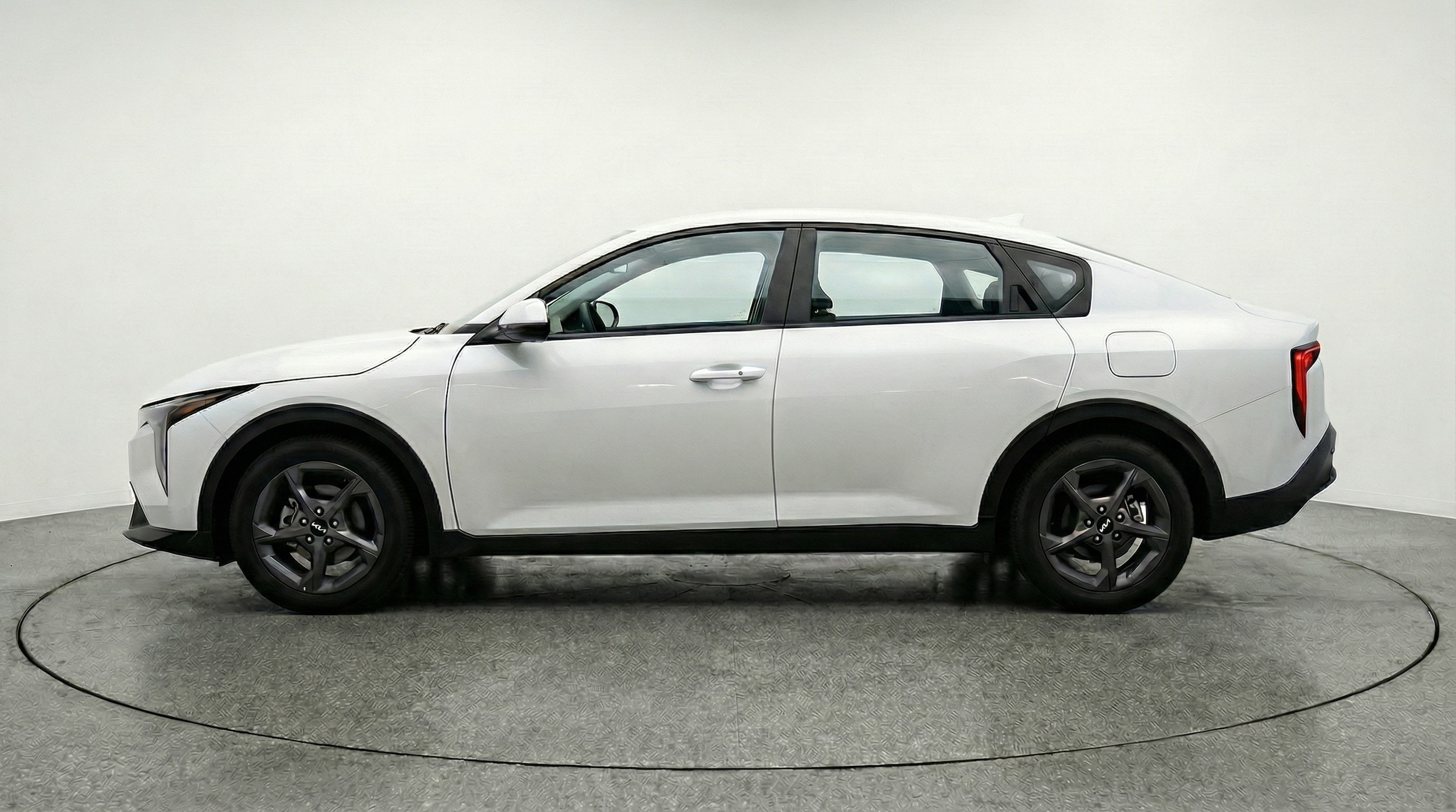 Thumbnail: 2025 Kia K4 - 4