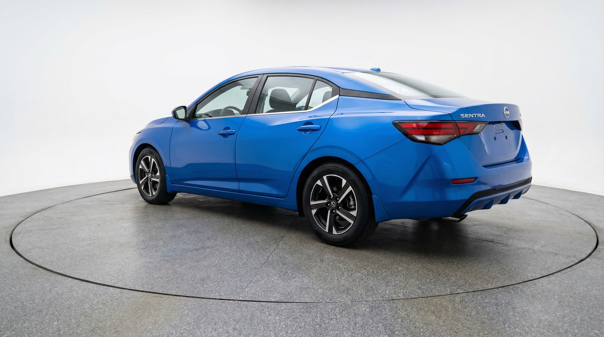 Thumbnail: 2025 Nissan Sentra - 5