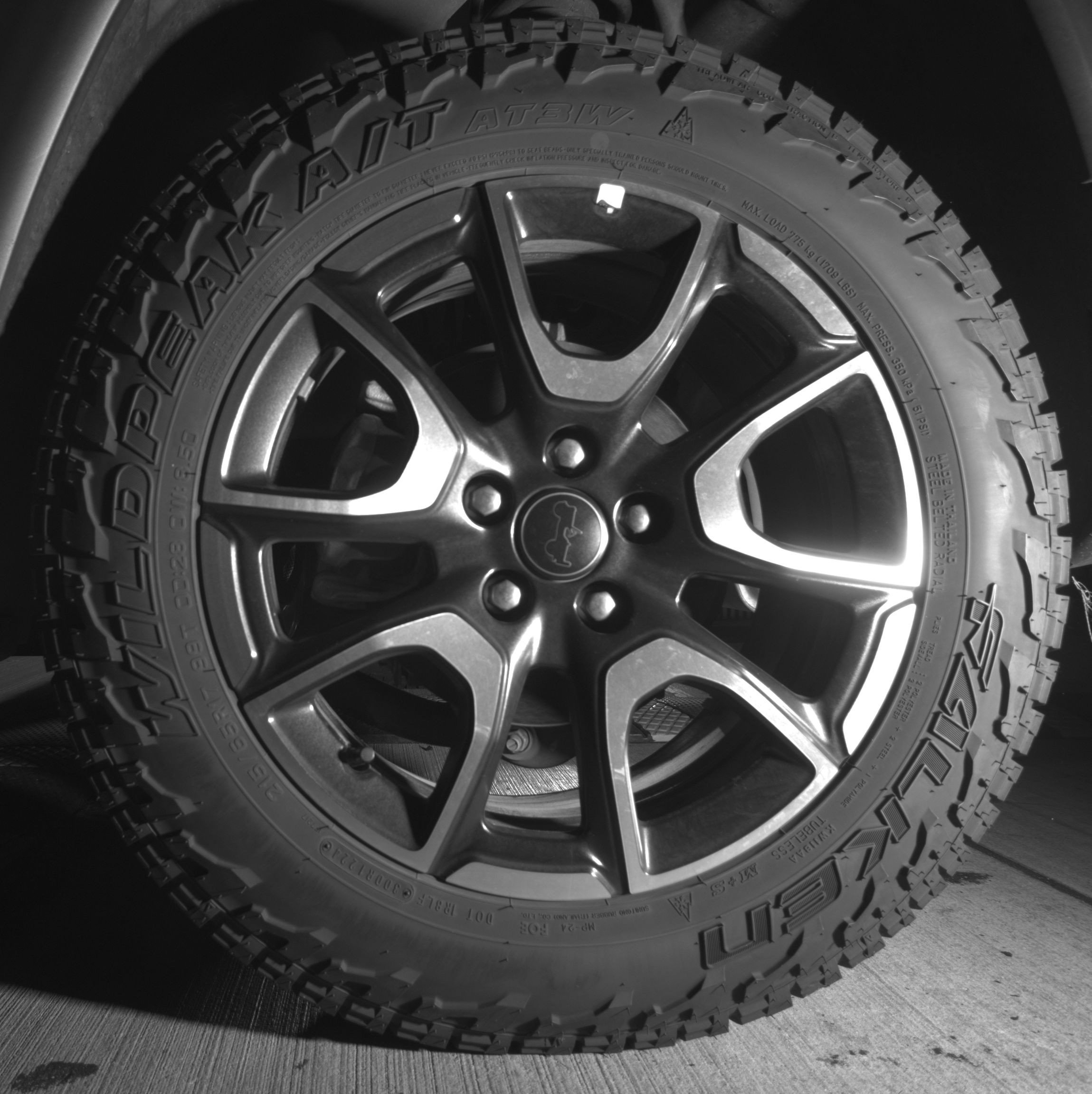 Thumbnail: 2025 Jeep Compass - 14