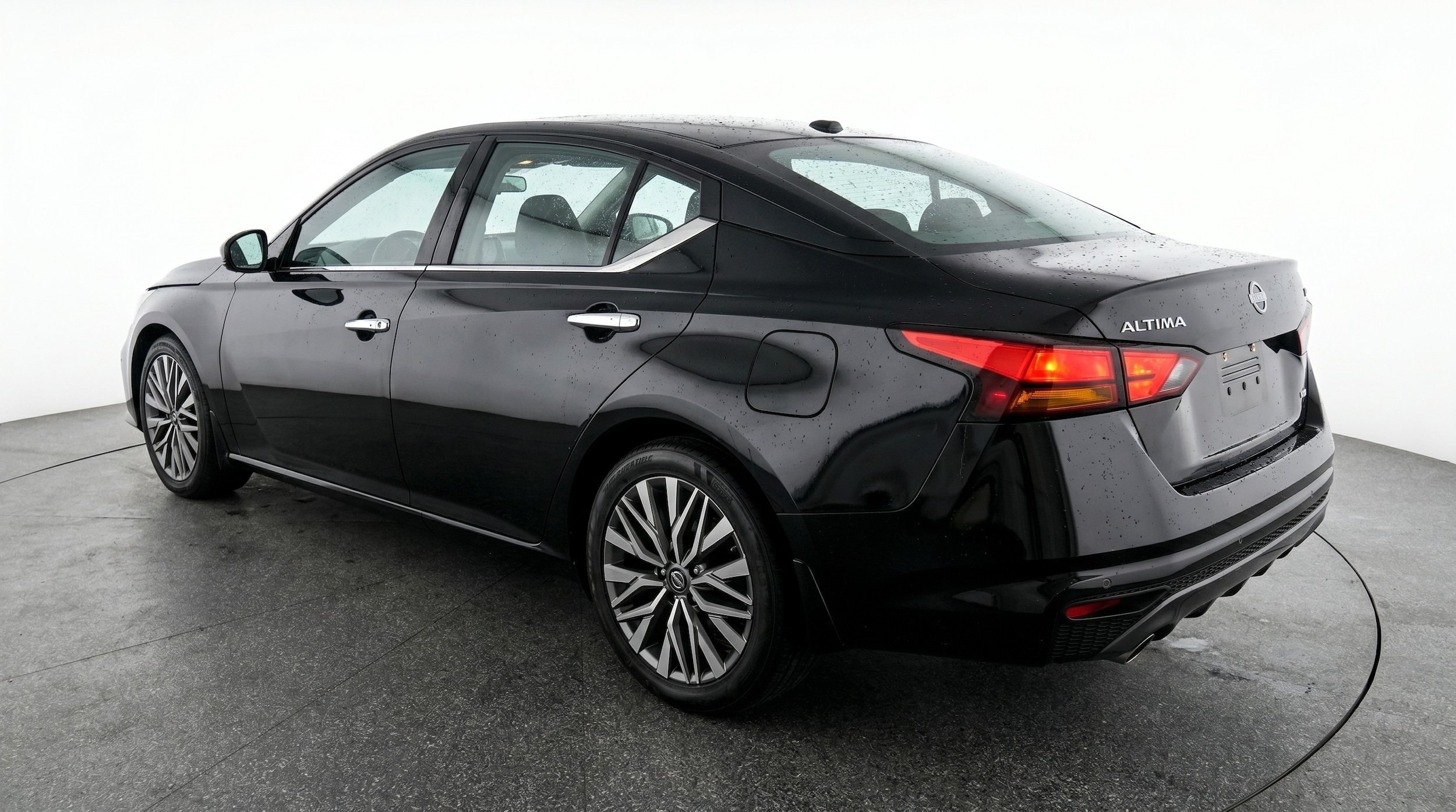Thumbnail: 2025 Nissan Altima - 5