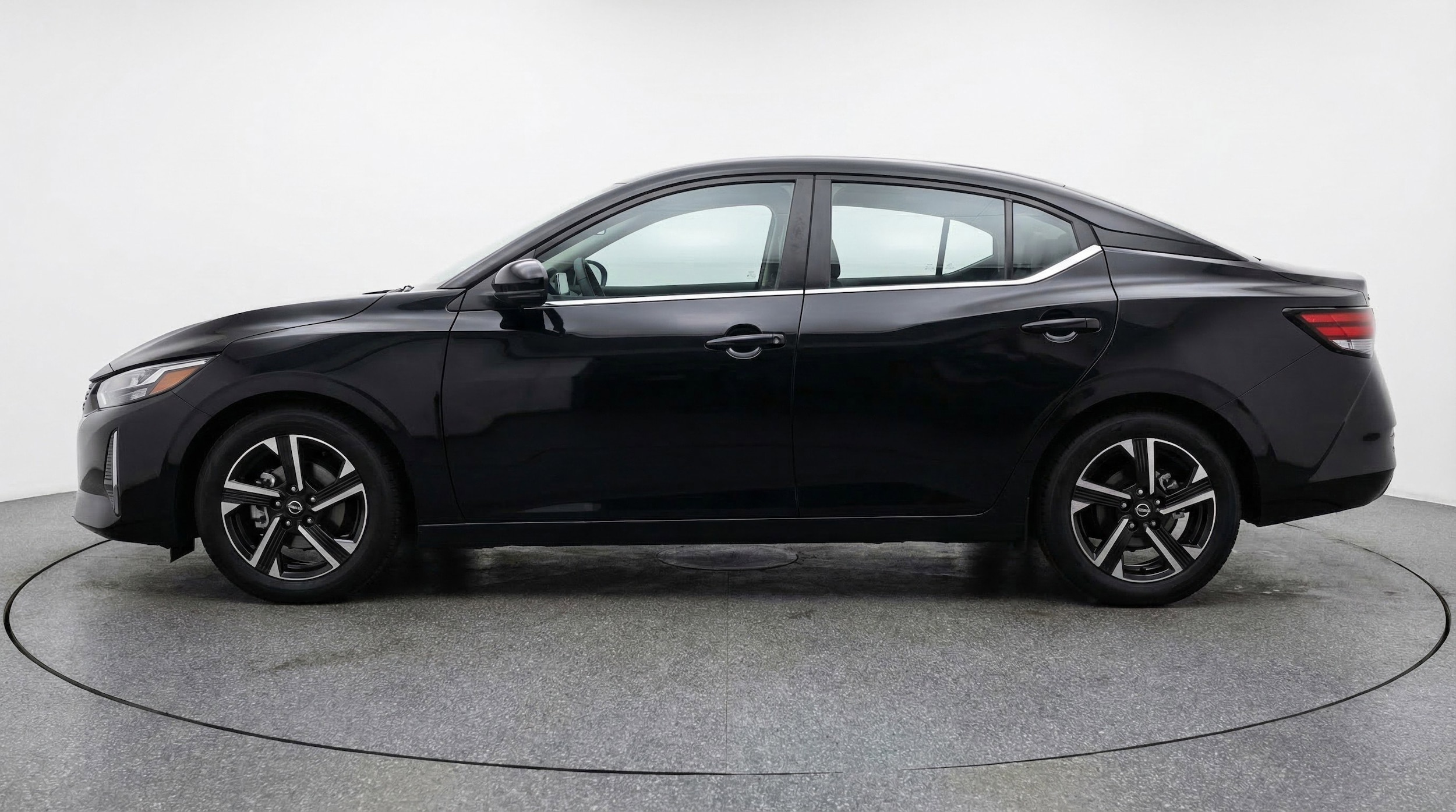 Thumbnail: 2025 Nissan Sentra - 5