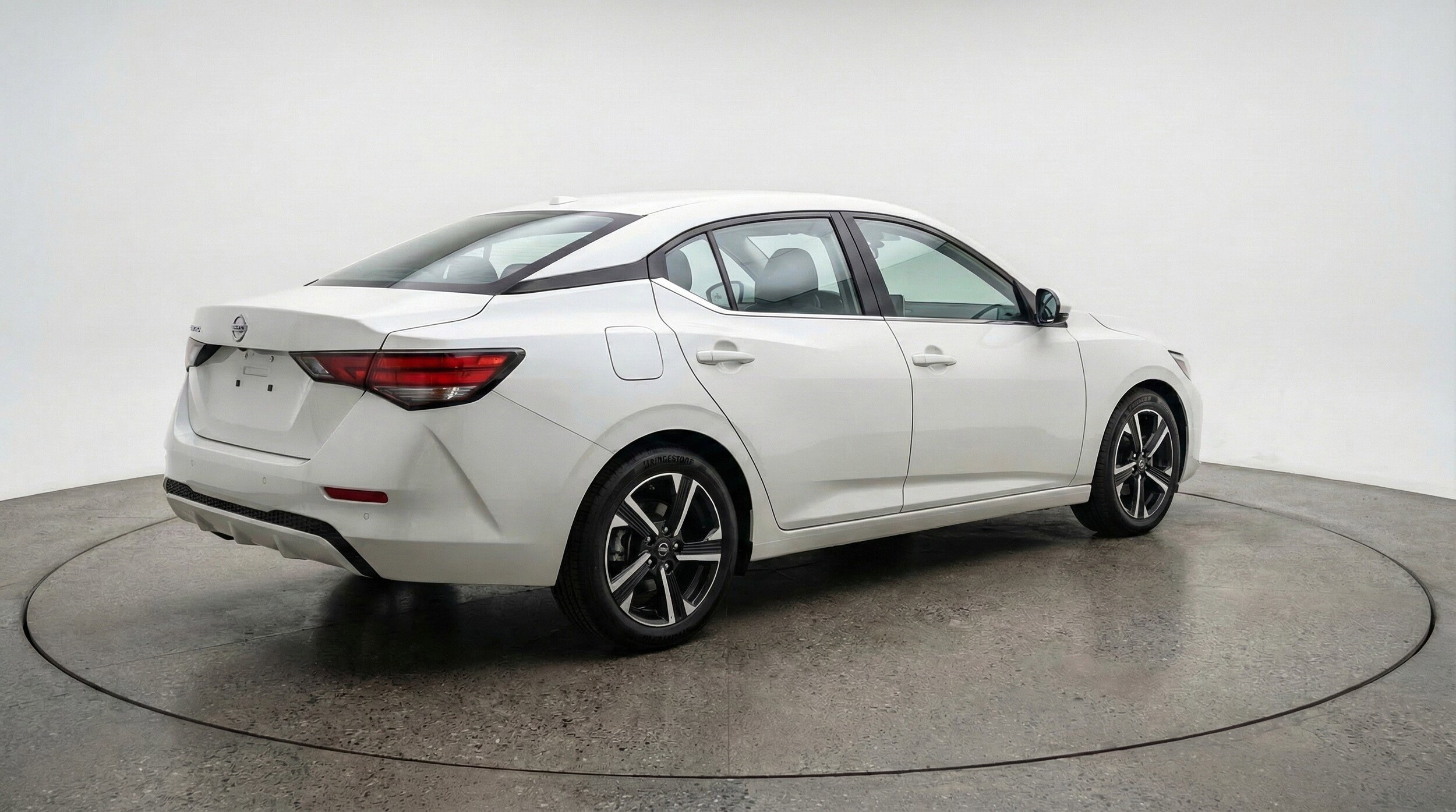 Thumbnail: 2025 Nissan Sentra - 9