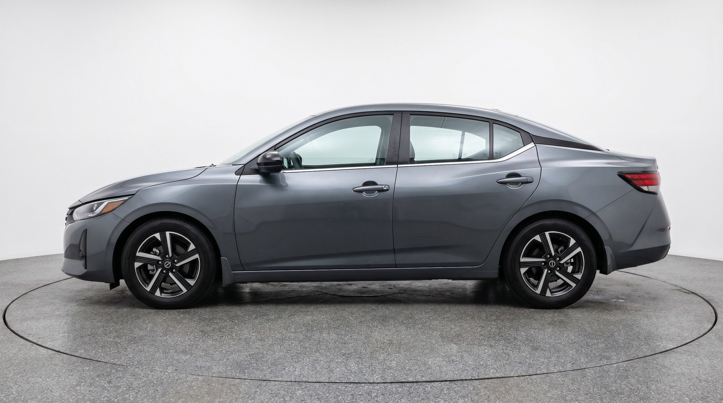 Thumbnail: 2025 Nissan Sentra - 5