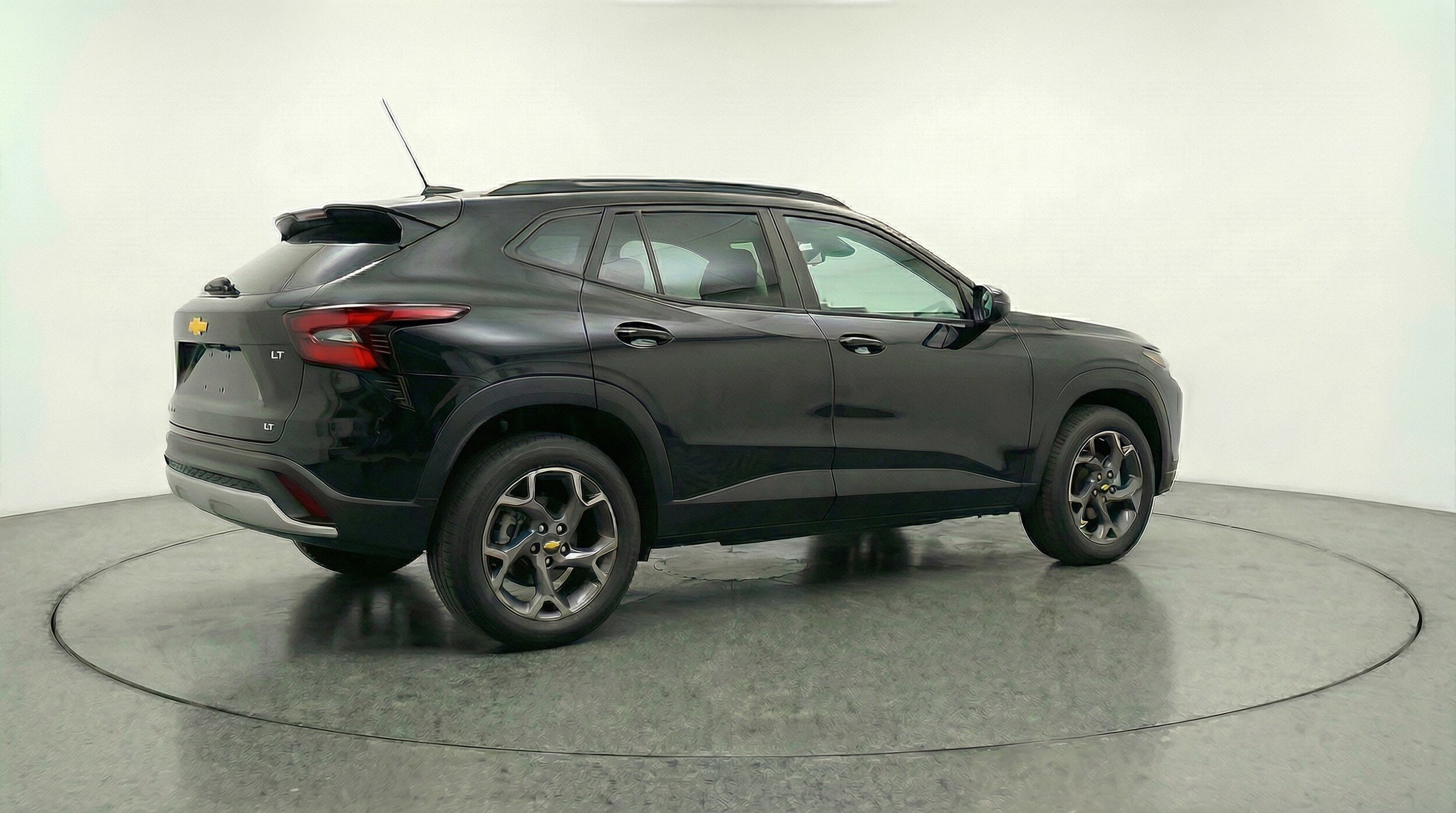 Thumbnail: 2025 Chevrolet Trax - 9