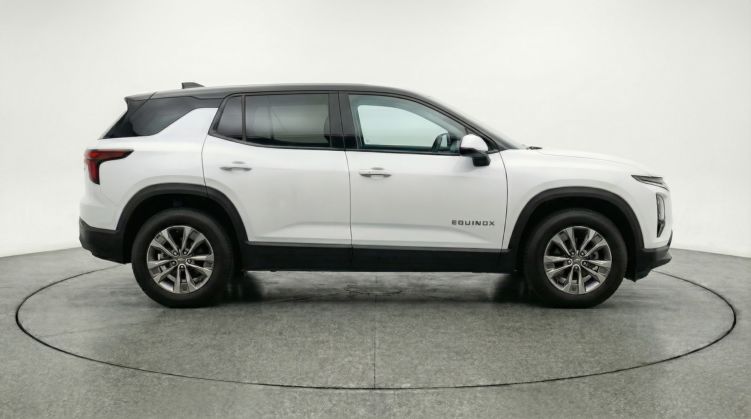 Thumbnail: 2025 Chevrolet Equinox - 8